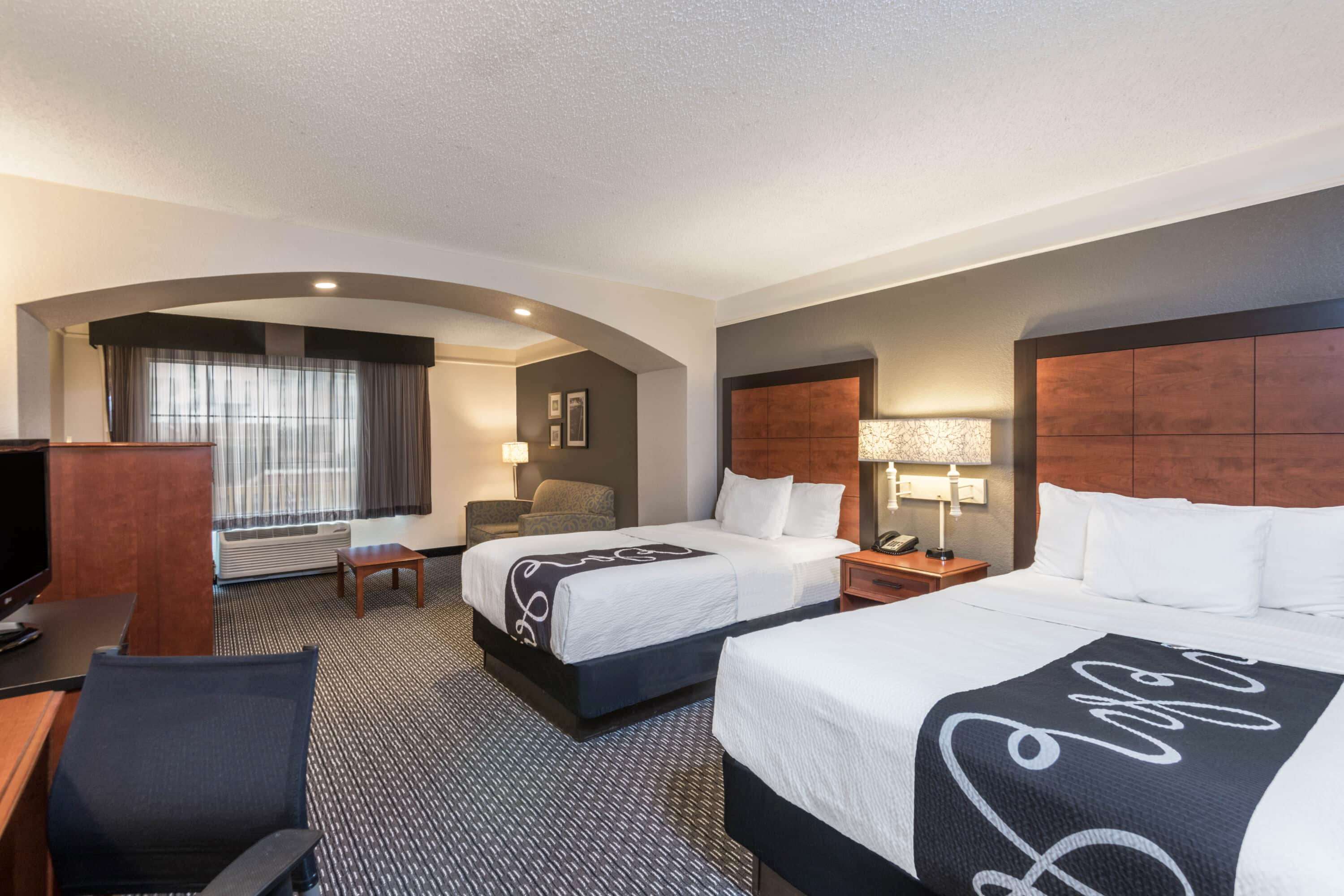 La Quinta Inn & Suites by Wyndham San Antonio Riverwalk