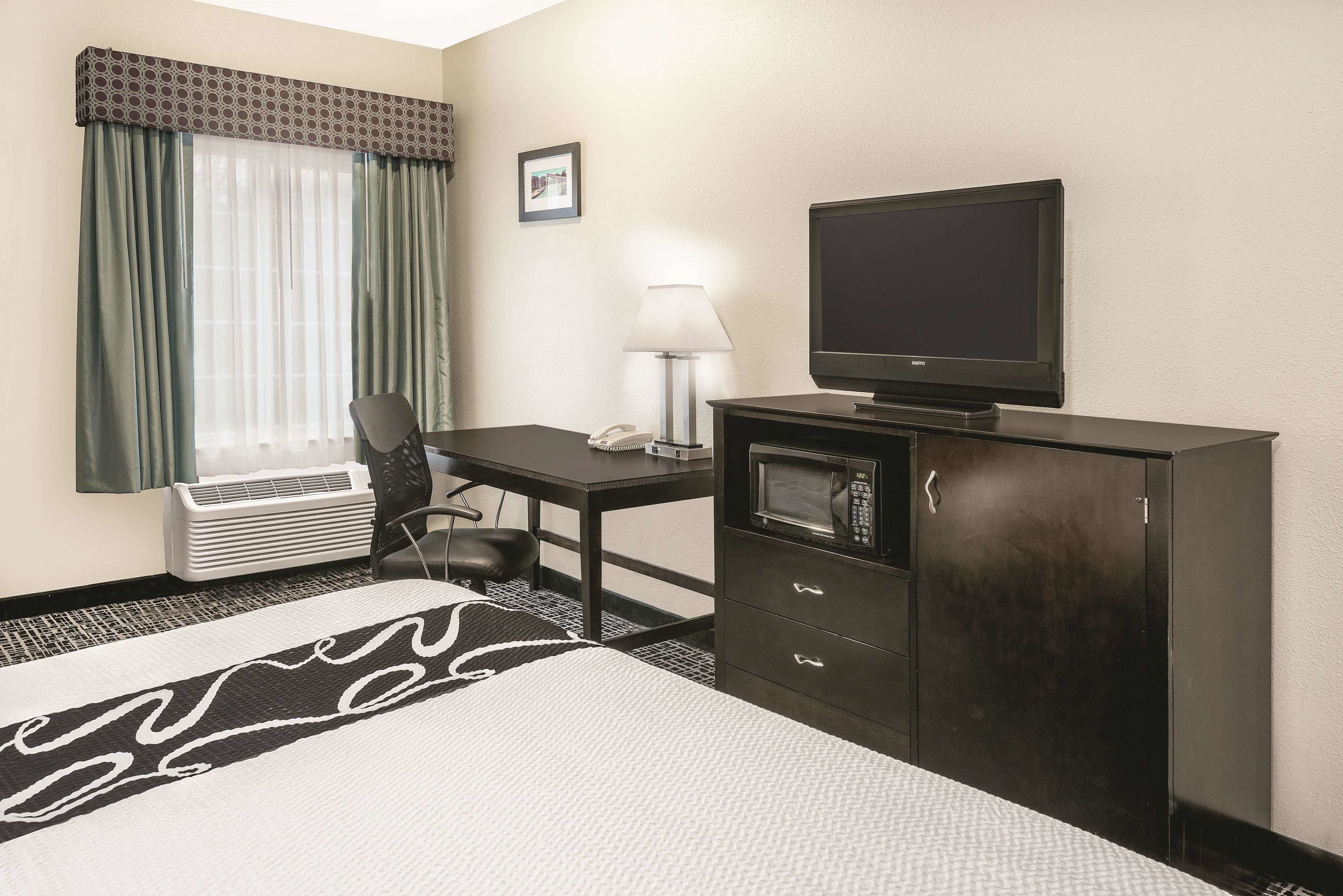 Spark by Hilton San Antonio Dominion