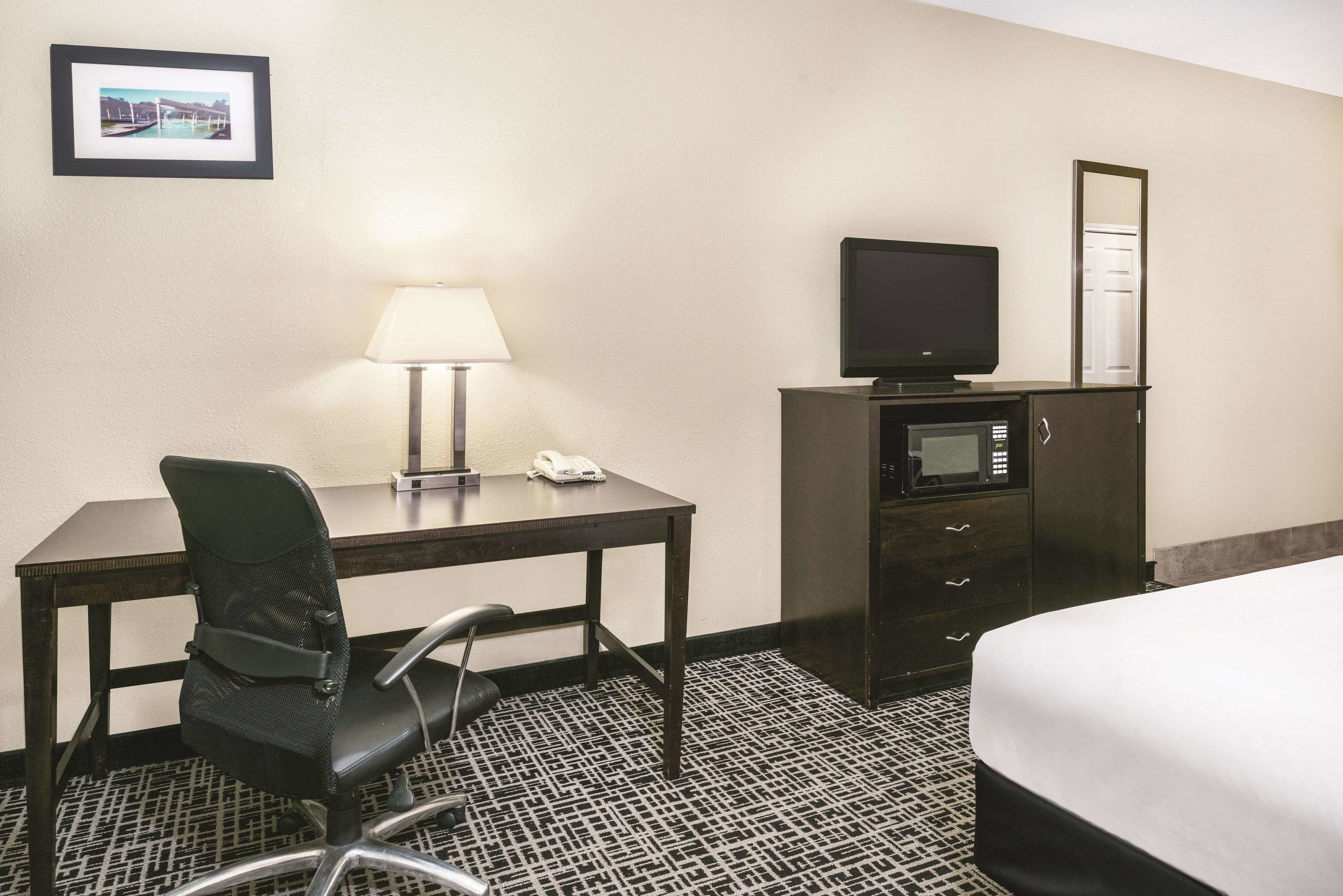 Spark by Hilton San Antonio Dominion