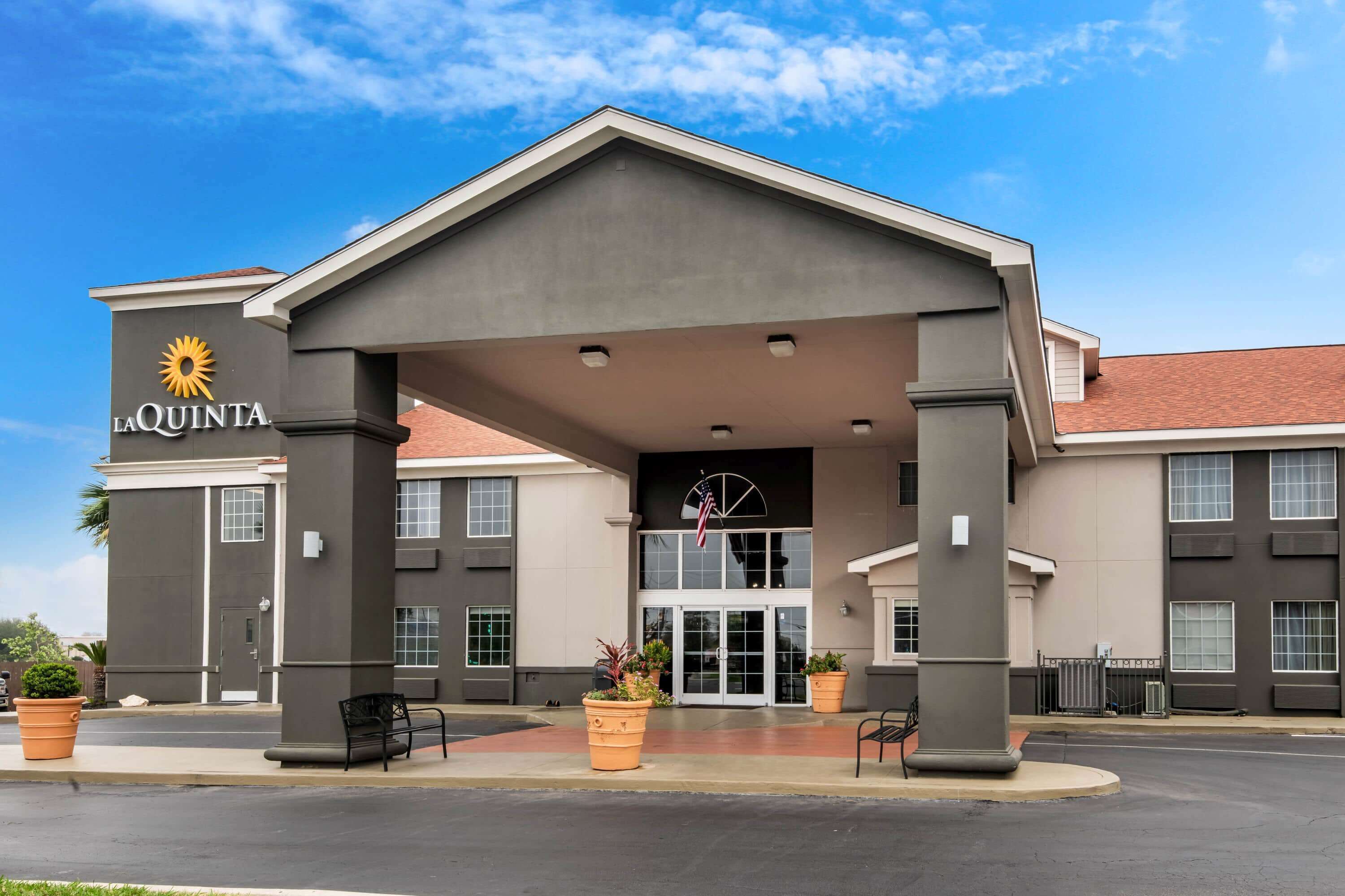La Quinta Inn by Wyndham San Antonio Brooks City Base