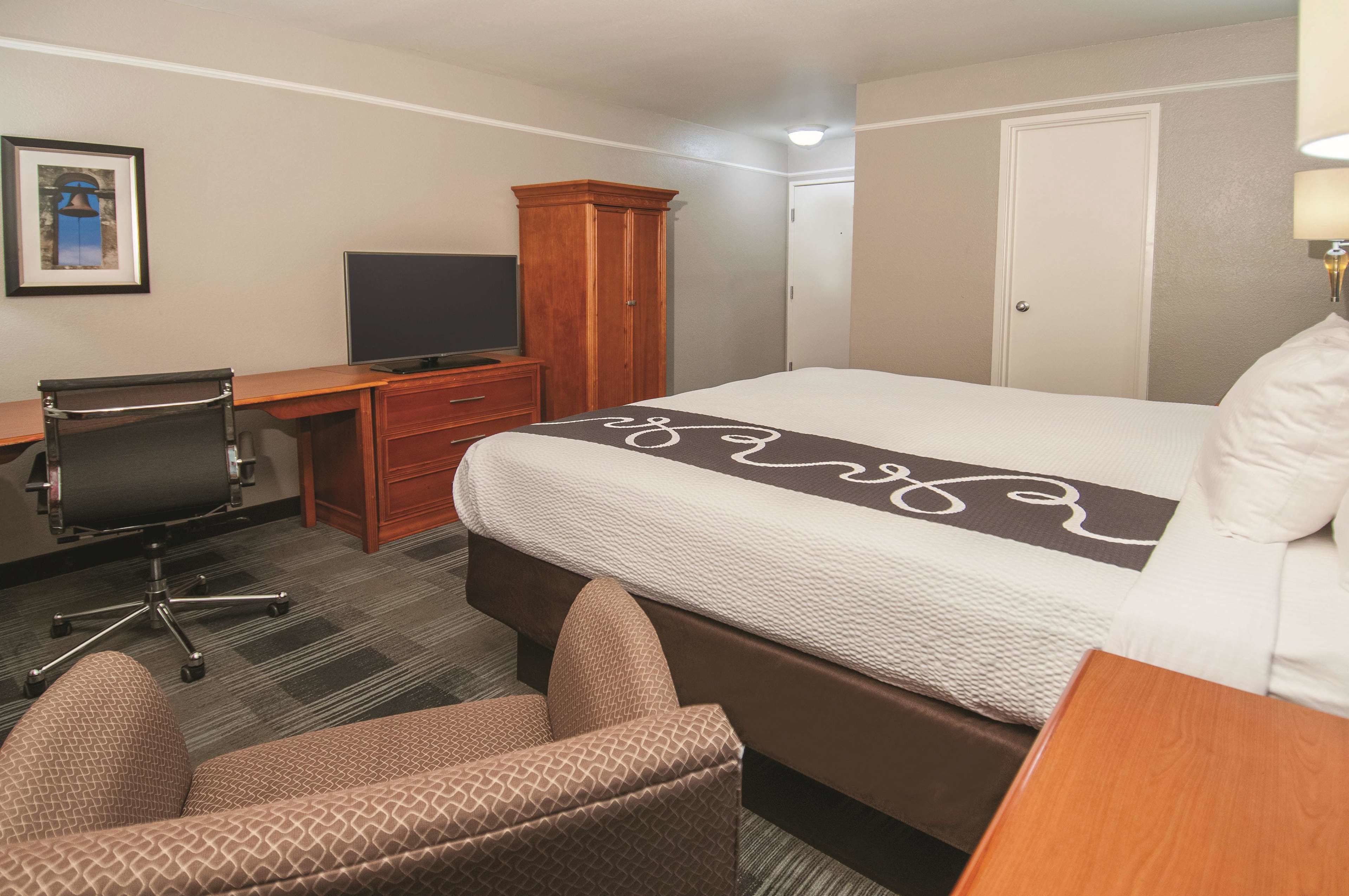 La Quinta Inn by Wyndham San Antonio Brooks City Base