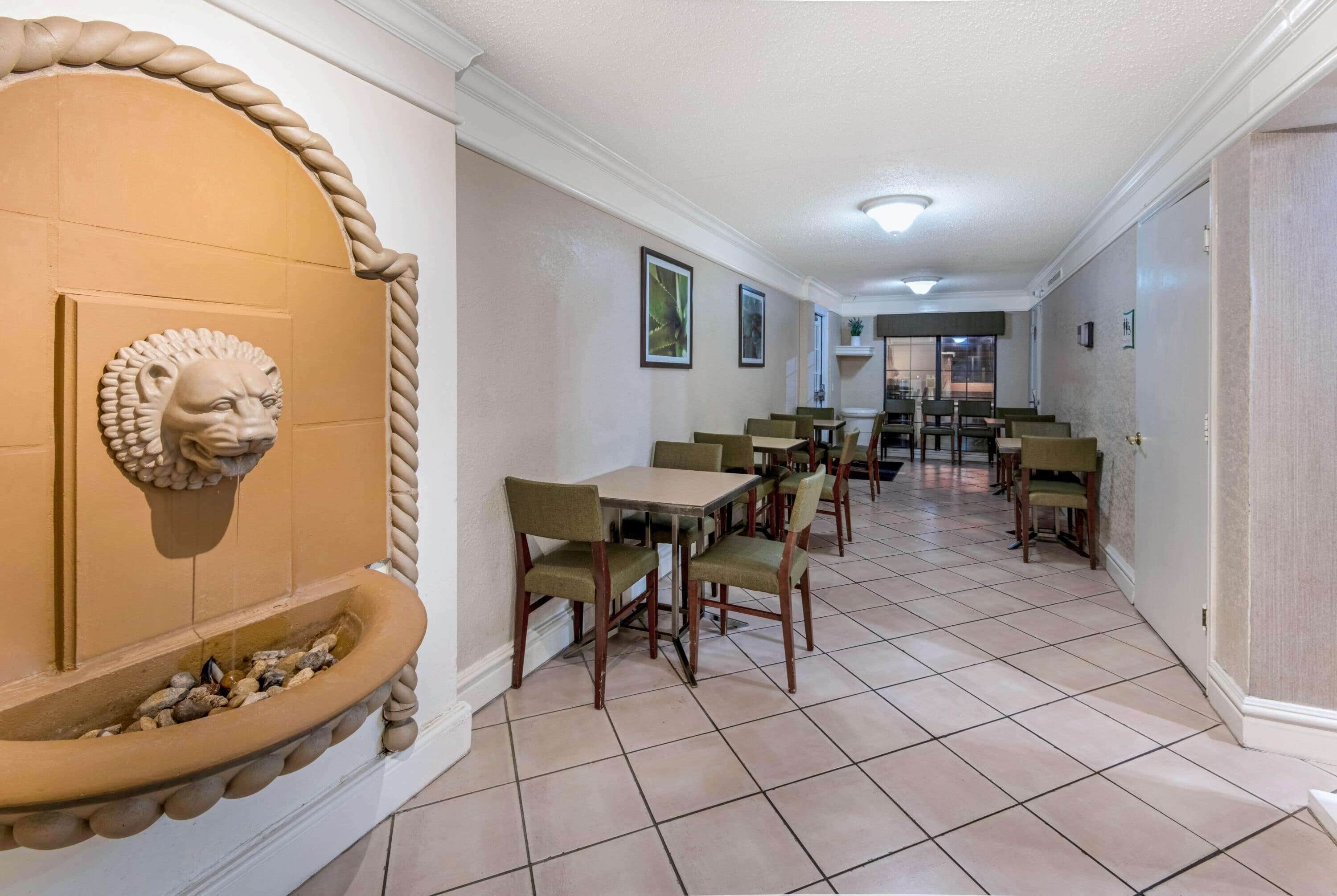 La Quinta Inn San Antonio I-35 N at Rittiman Road