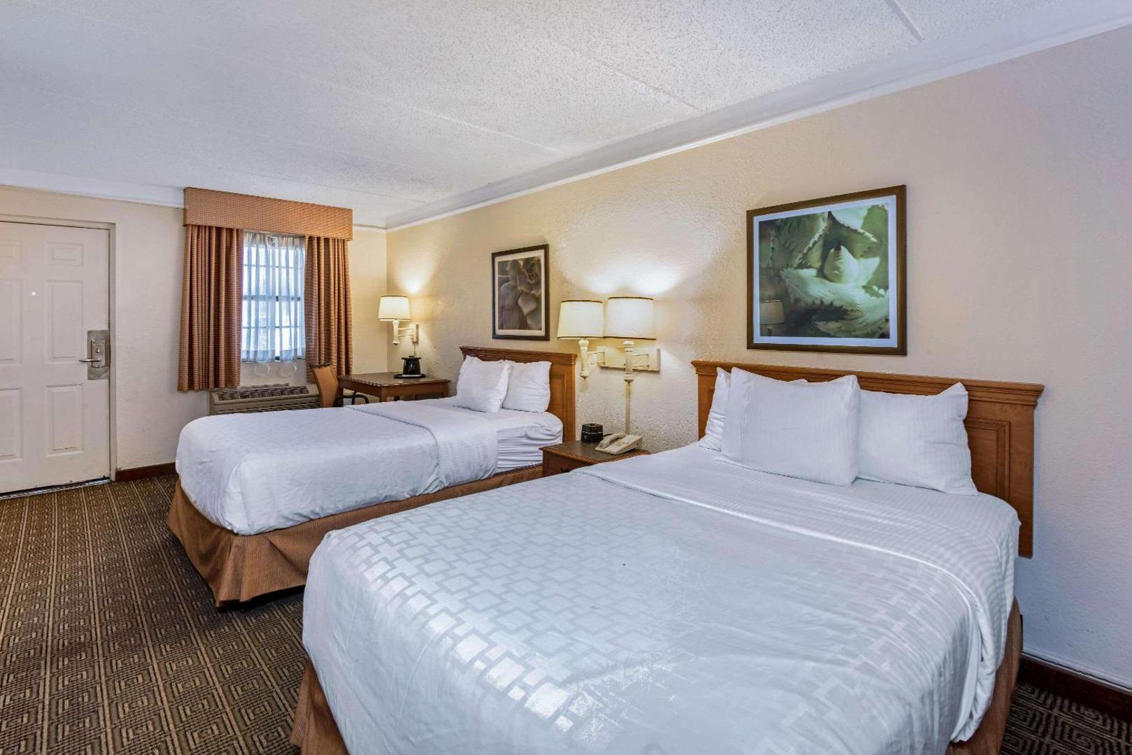 La Quinta Inn San Antonio I-35 N at Rittiman Road