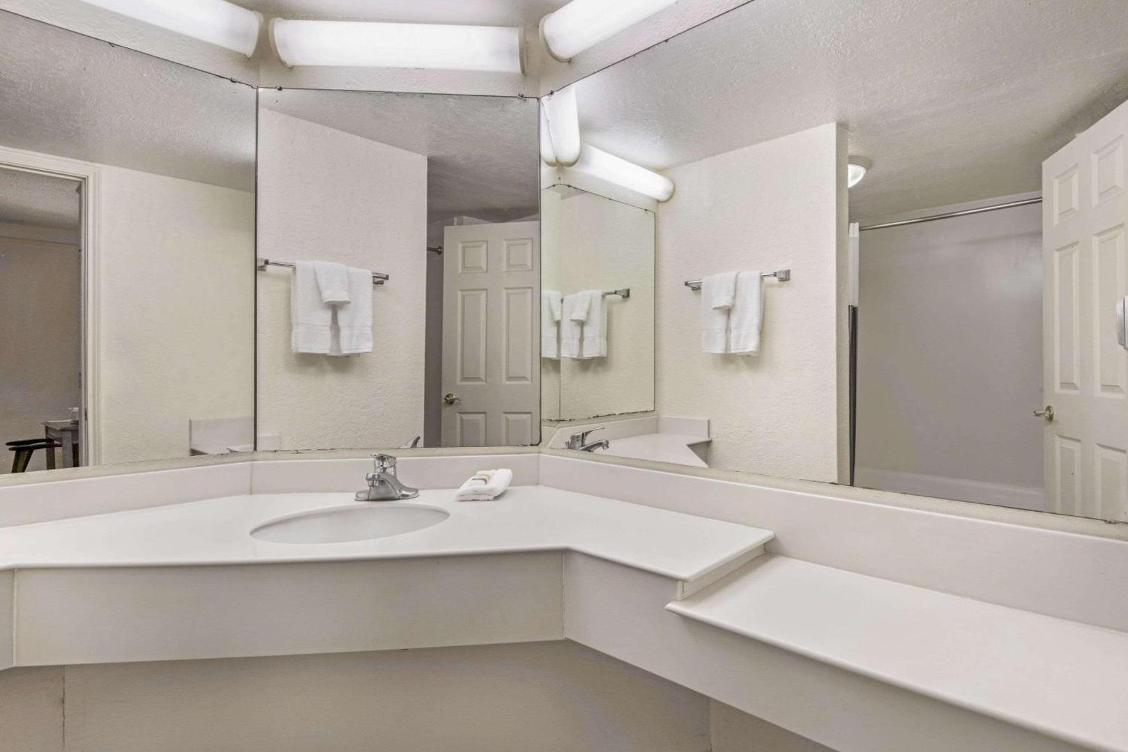 La Quinta Inn San Antonio I-35 N at Rittiman Road