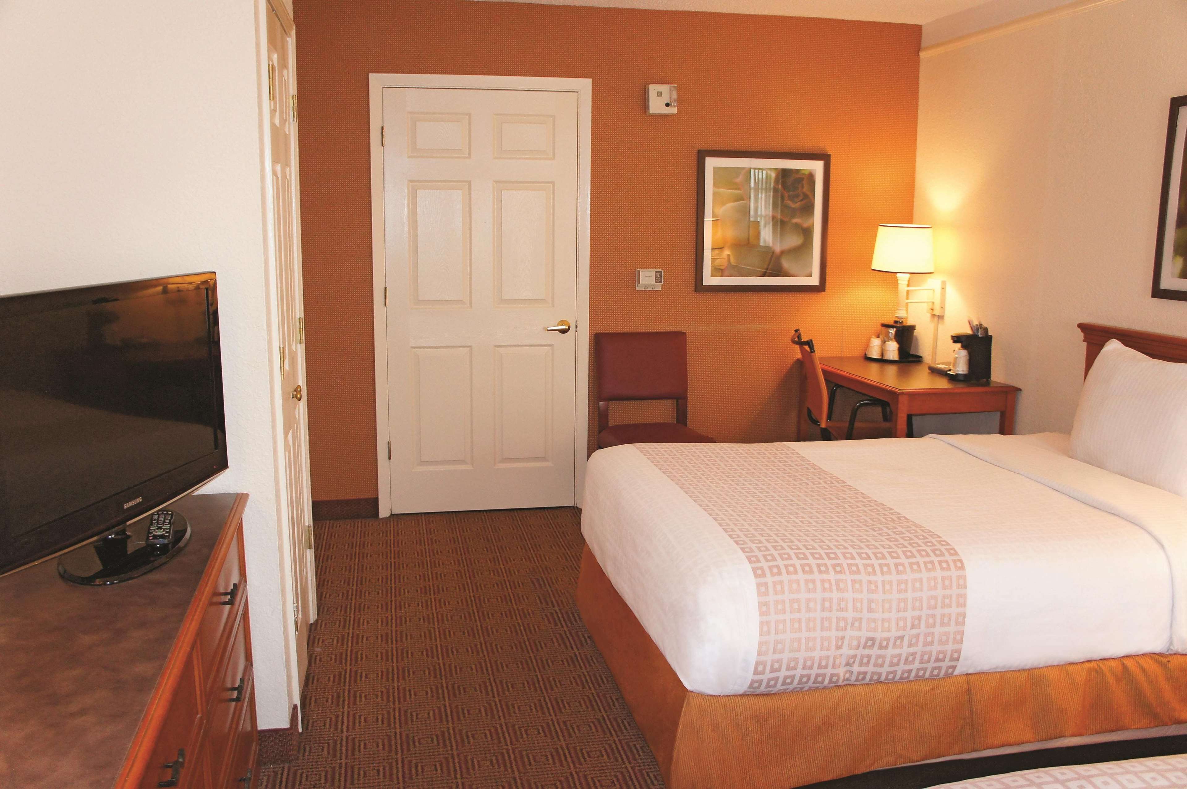 Baymont by Wyndham San Antonio South Park