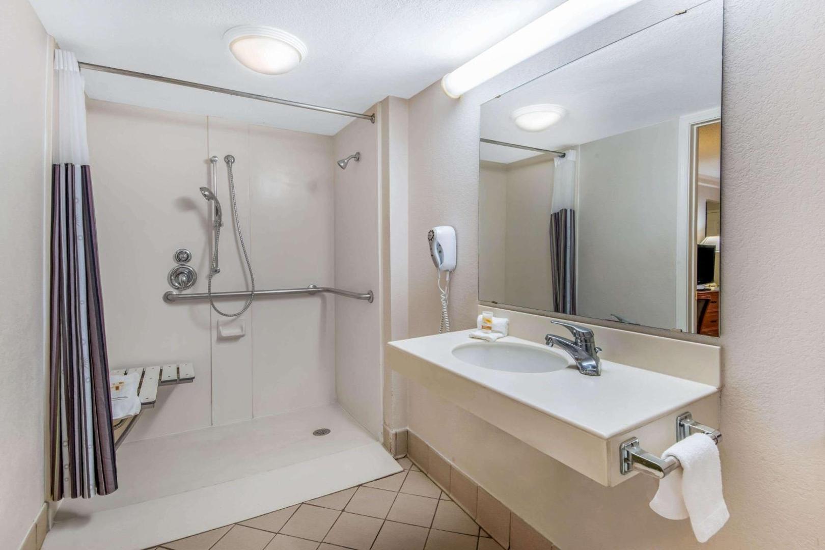 La Quinta Inn By Wyndham Ih-10 West San Antonio Tx