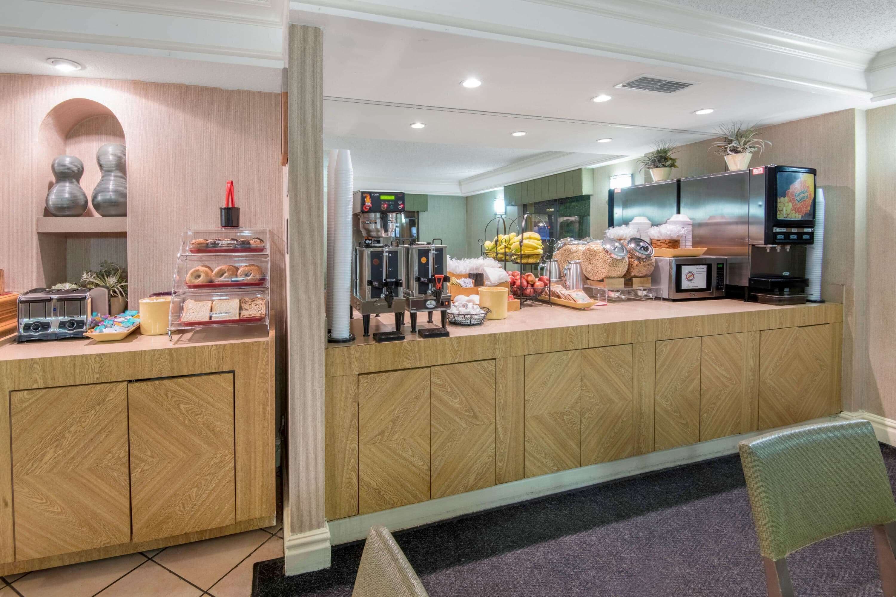 La Quinta Inn by Wyndham San Antonio Market Square