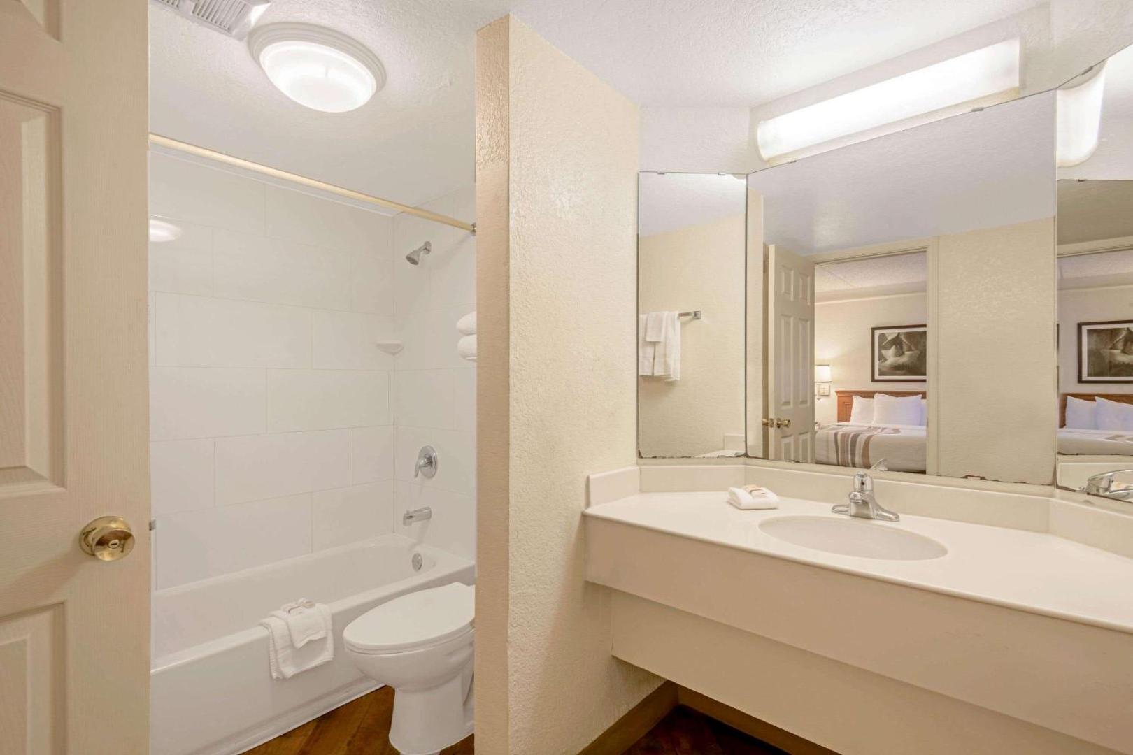 La Quinta Inn by Wyndham San Antonio Market Square