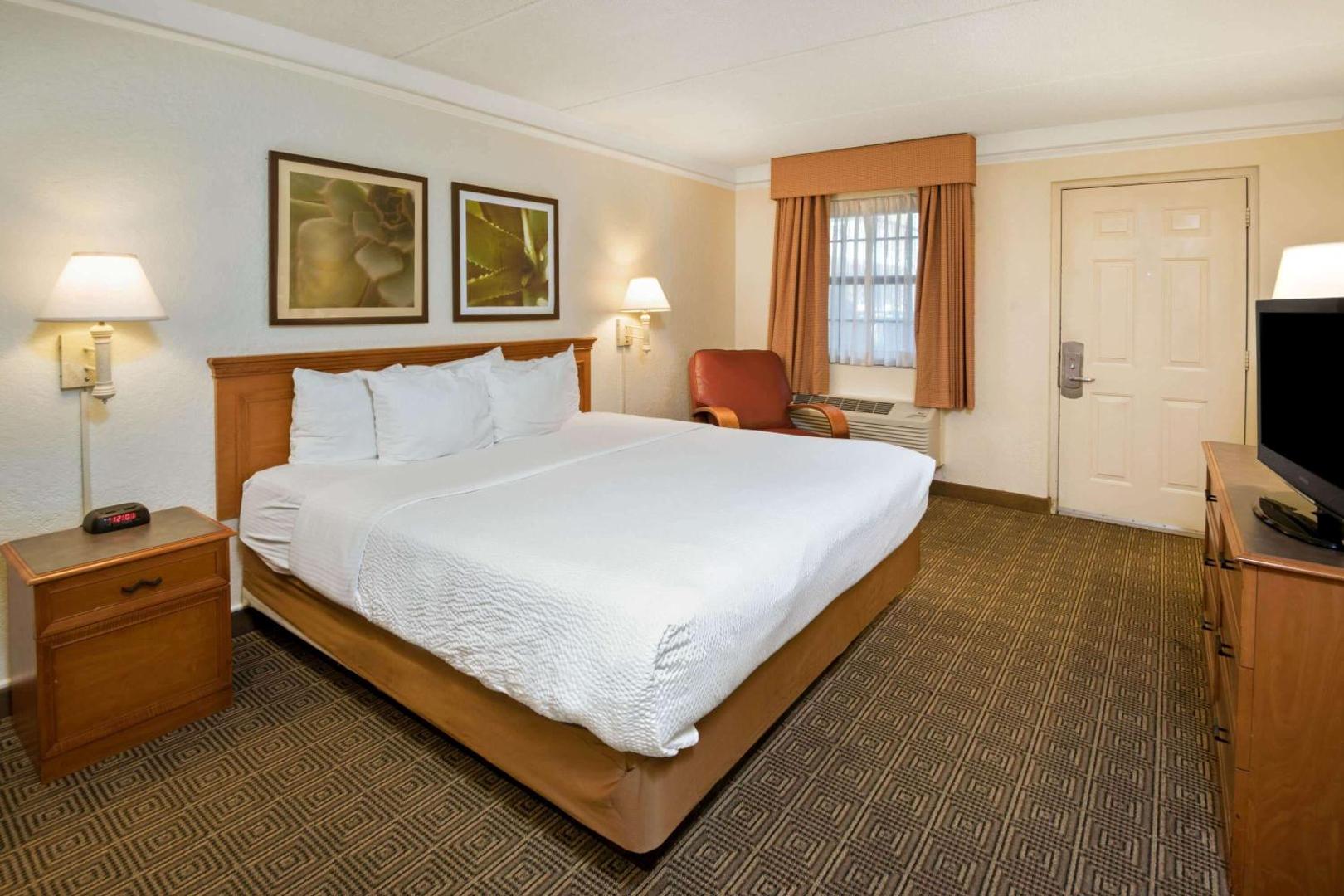 La Quinta Inn by Wyndham San Antonio Market Square
