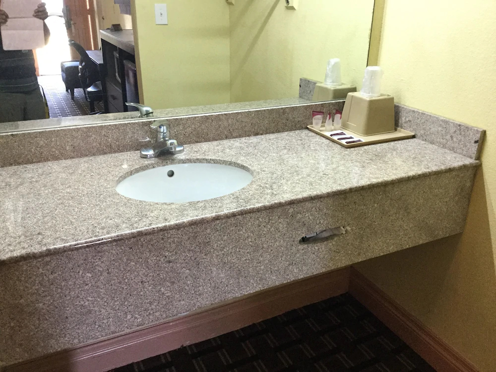 Luxury Inn & Suites Seaworld