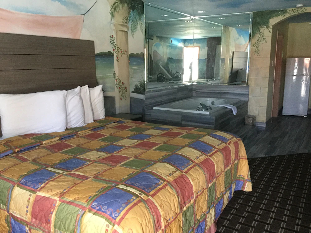 Luxury Inn & Suites Seaworld