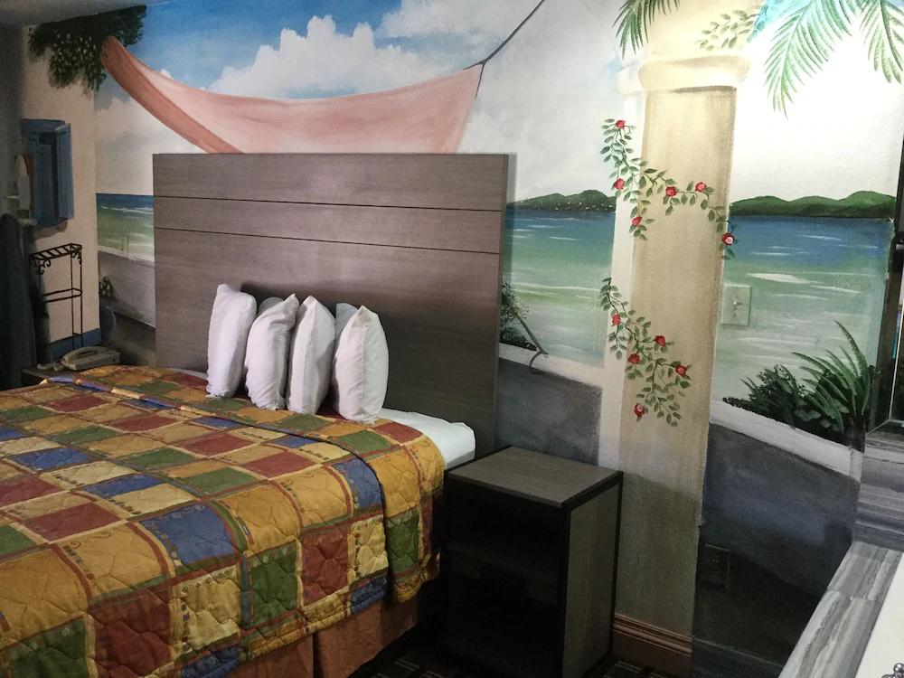 Luxury Inn & Suites Seaworld