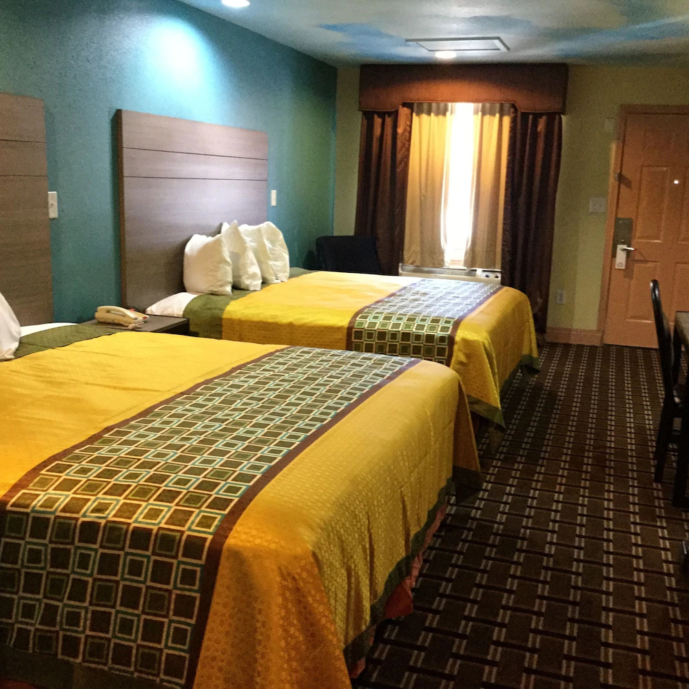 Luxury Inn & Suites Seaworld