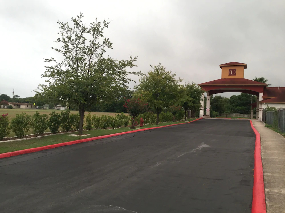 Luxury Inn & Suites Seaworld