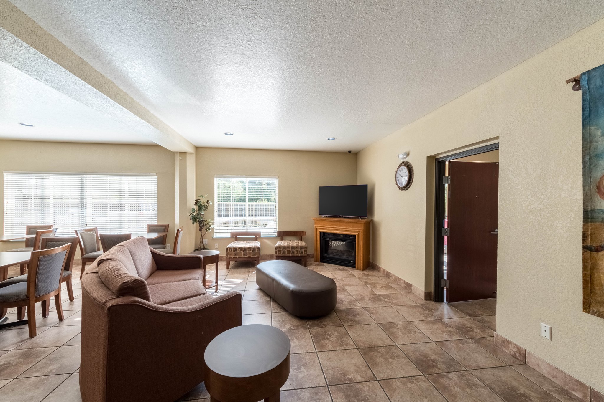 SureStay Plus by Best Western San Antonio Fort Sam Houston