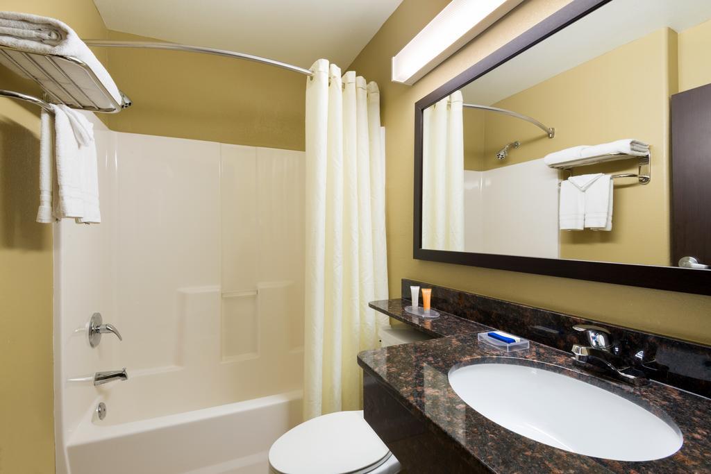 SureStay Hotel by Best Western San Antonio West SeaWorld