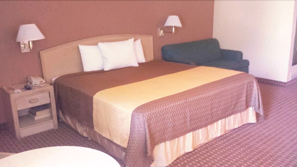 Mid Towne Inn & Suites San Antonio