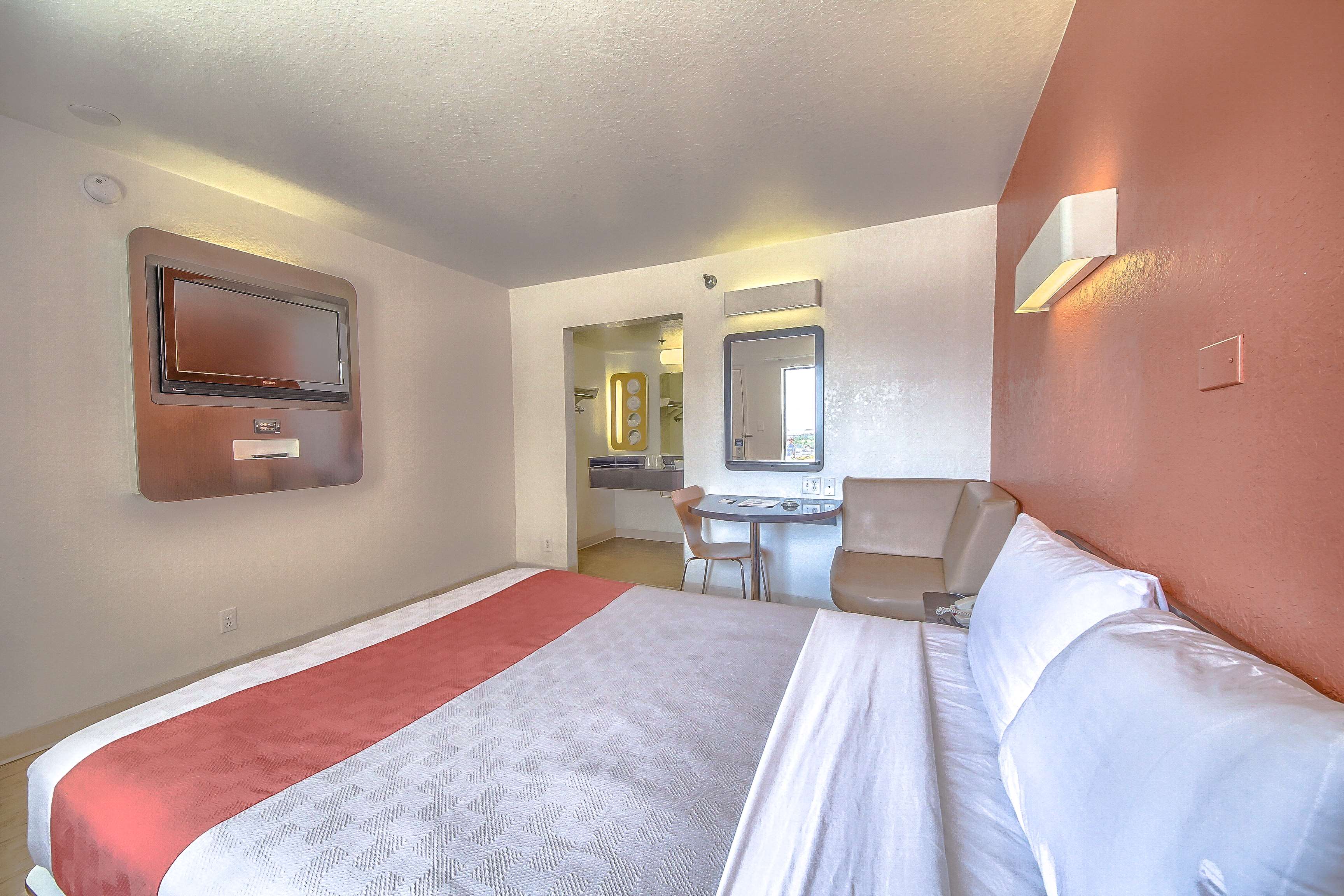 Motel 6 San Antonio - Fiesta