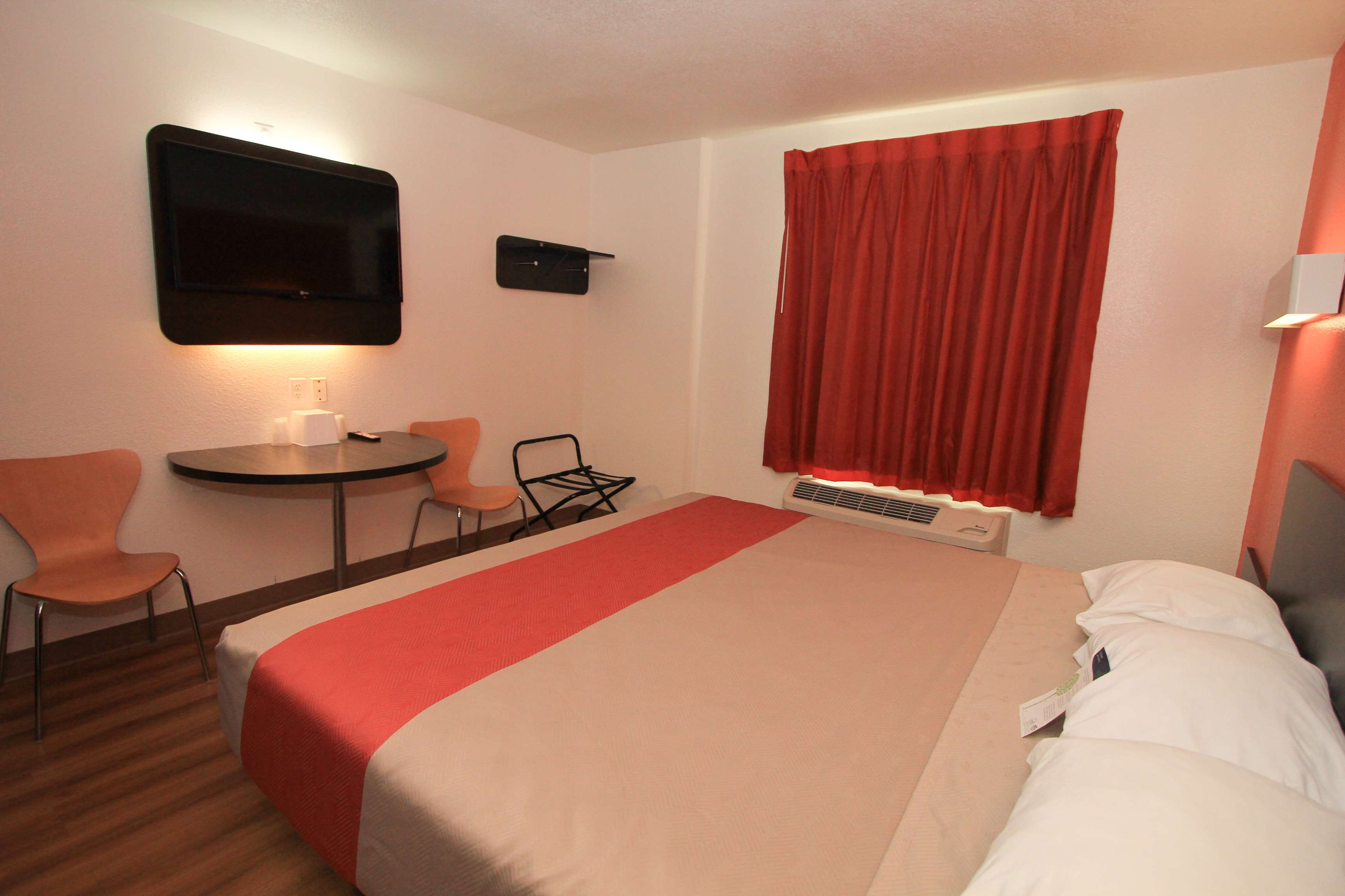 Motel 6 San Antonio Downtown/Alamodome