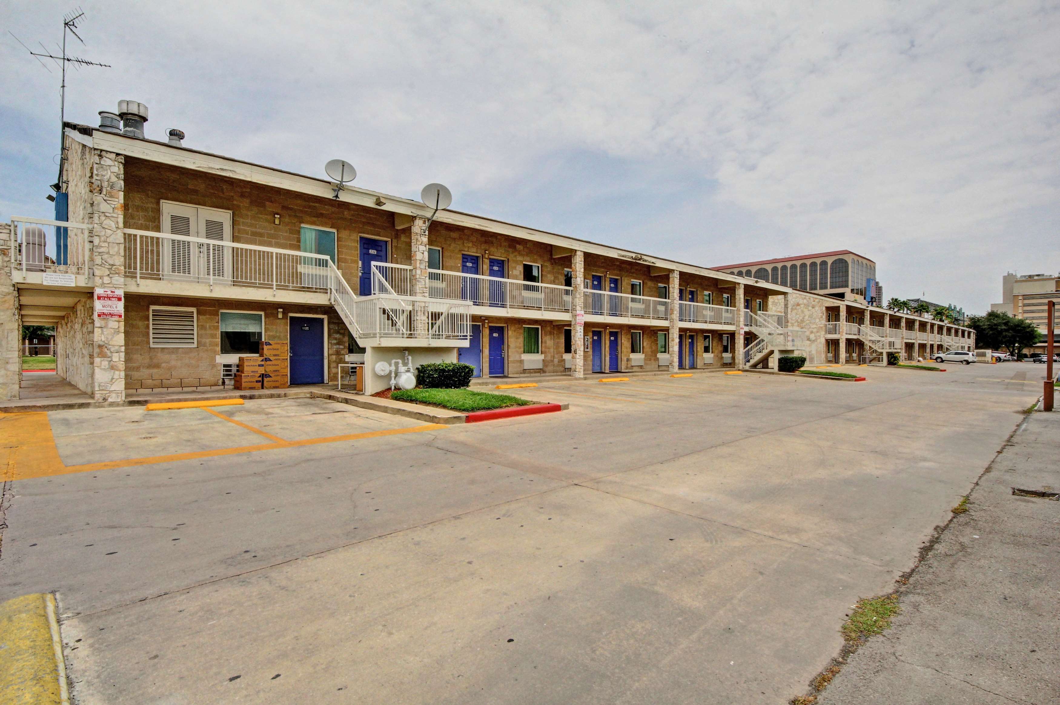 Motel 6 San Antonio Downtown - Market Square