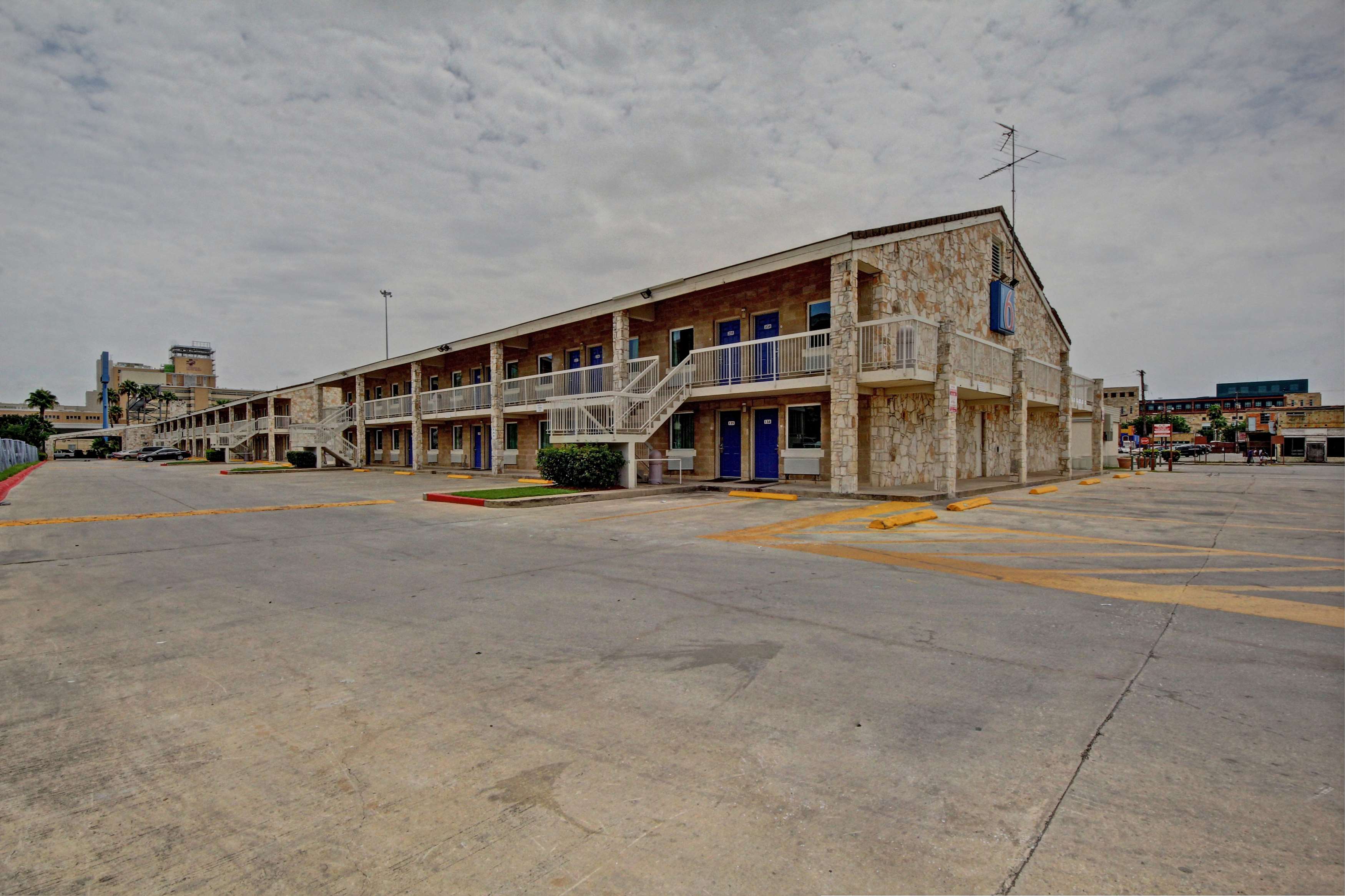 Motel 6 San Antonio Downtown - Market Square