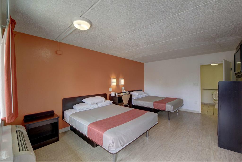 Motel 6 San Antonio Downtown - Market Square