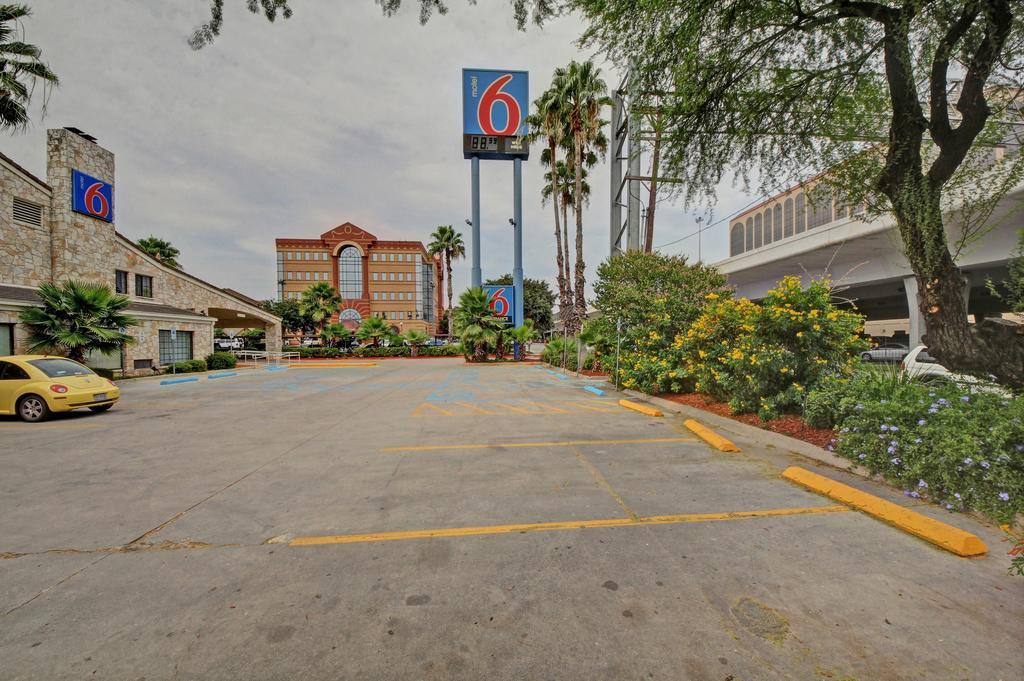 Motel 6 San Antonio Downtown - Market Square