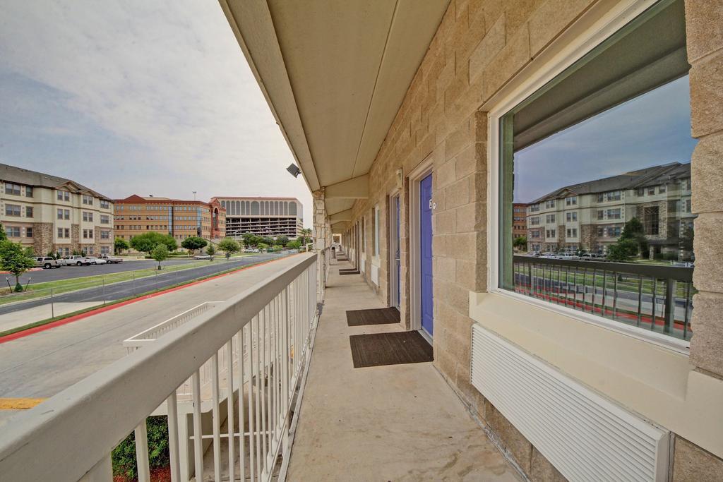 Motel 6 San Antonio Downtown - Market Square