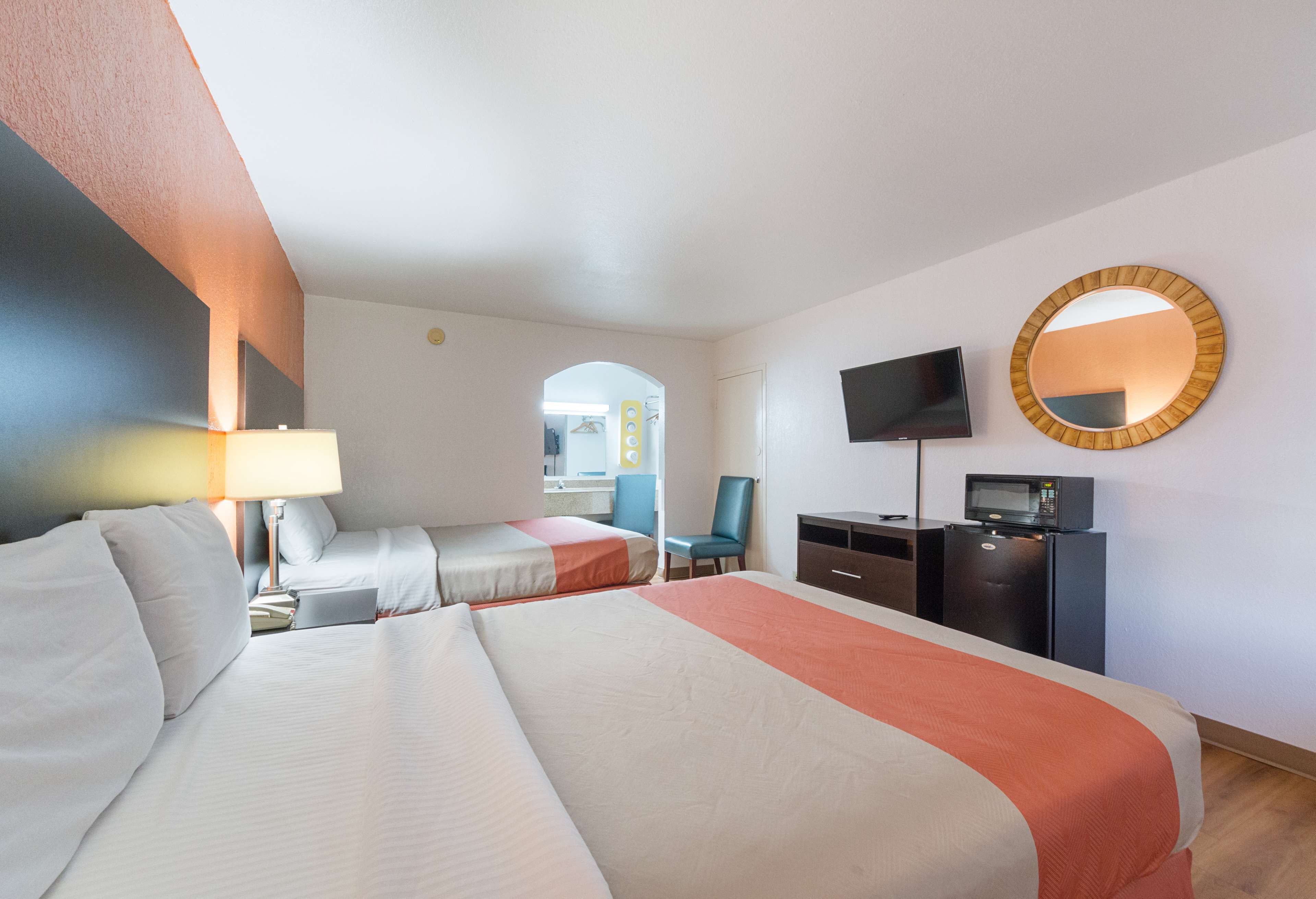 Motel 6 San Antonio I-10 West