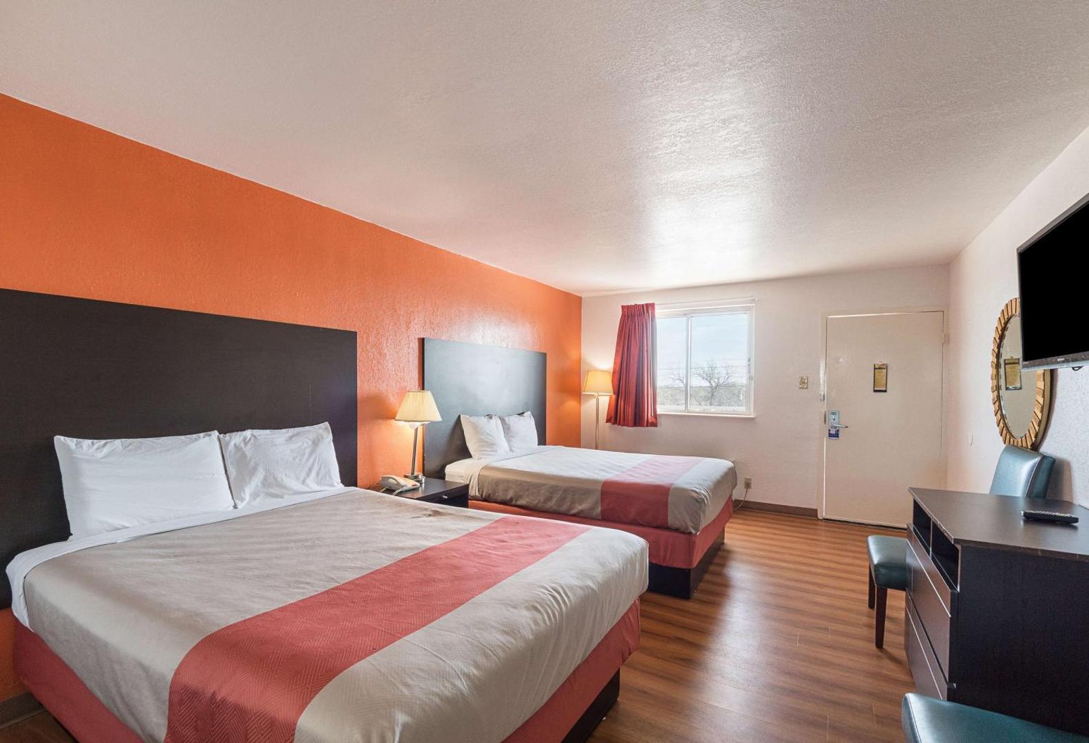 Motel 6 San Antonio I-10 West