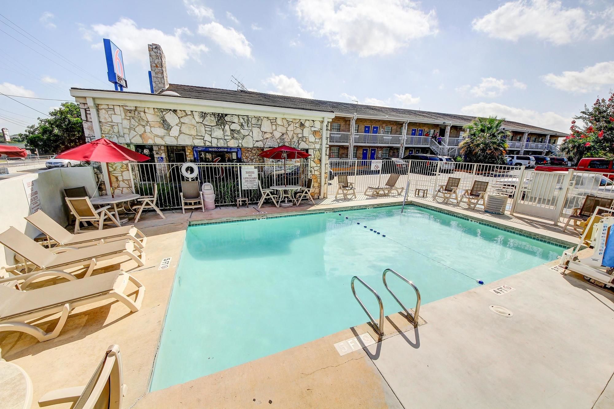 Motel 6 San Antonio Medical Center Northwest