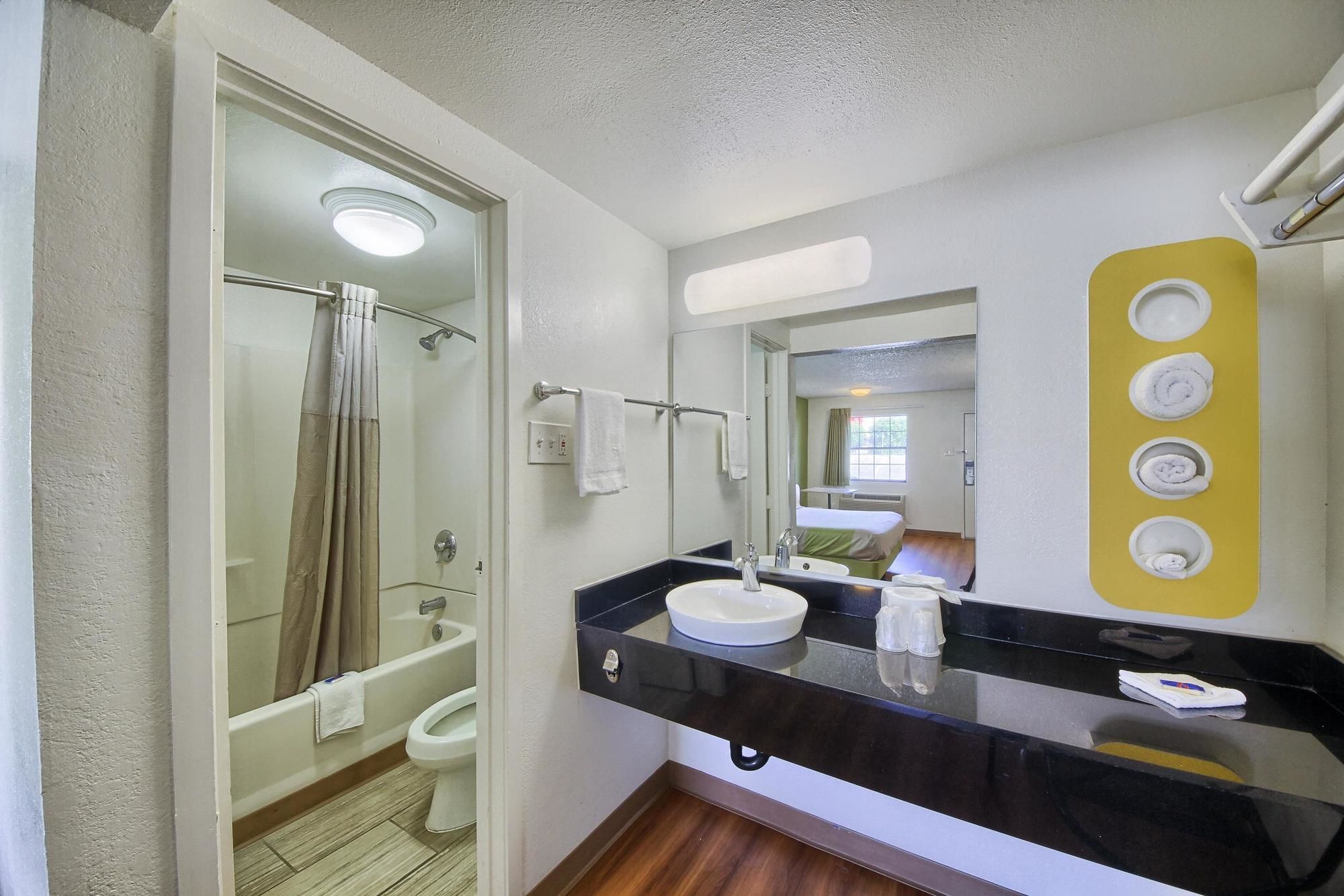 Motel 6 San Antonio Medical Center Northwest