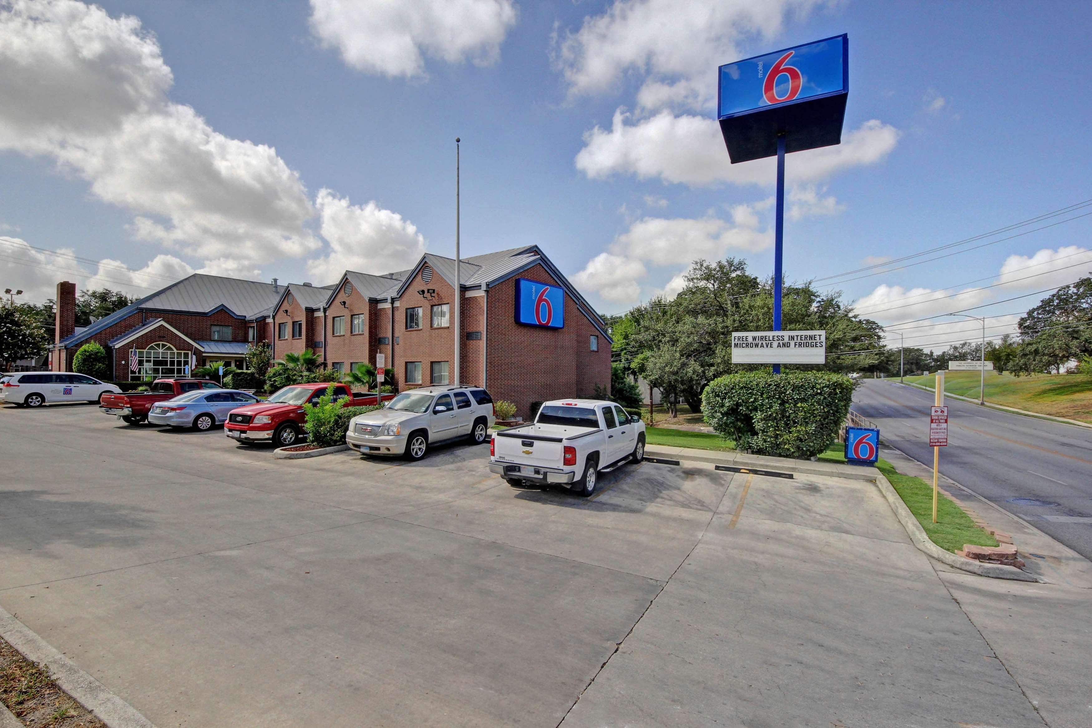 Motel 6 San Antonio Medical Center South
