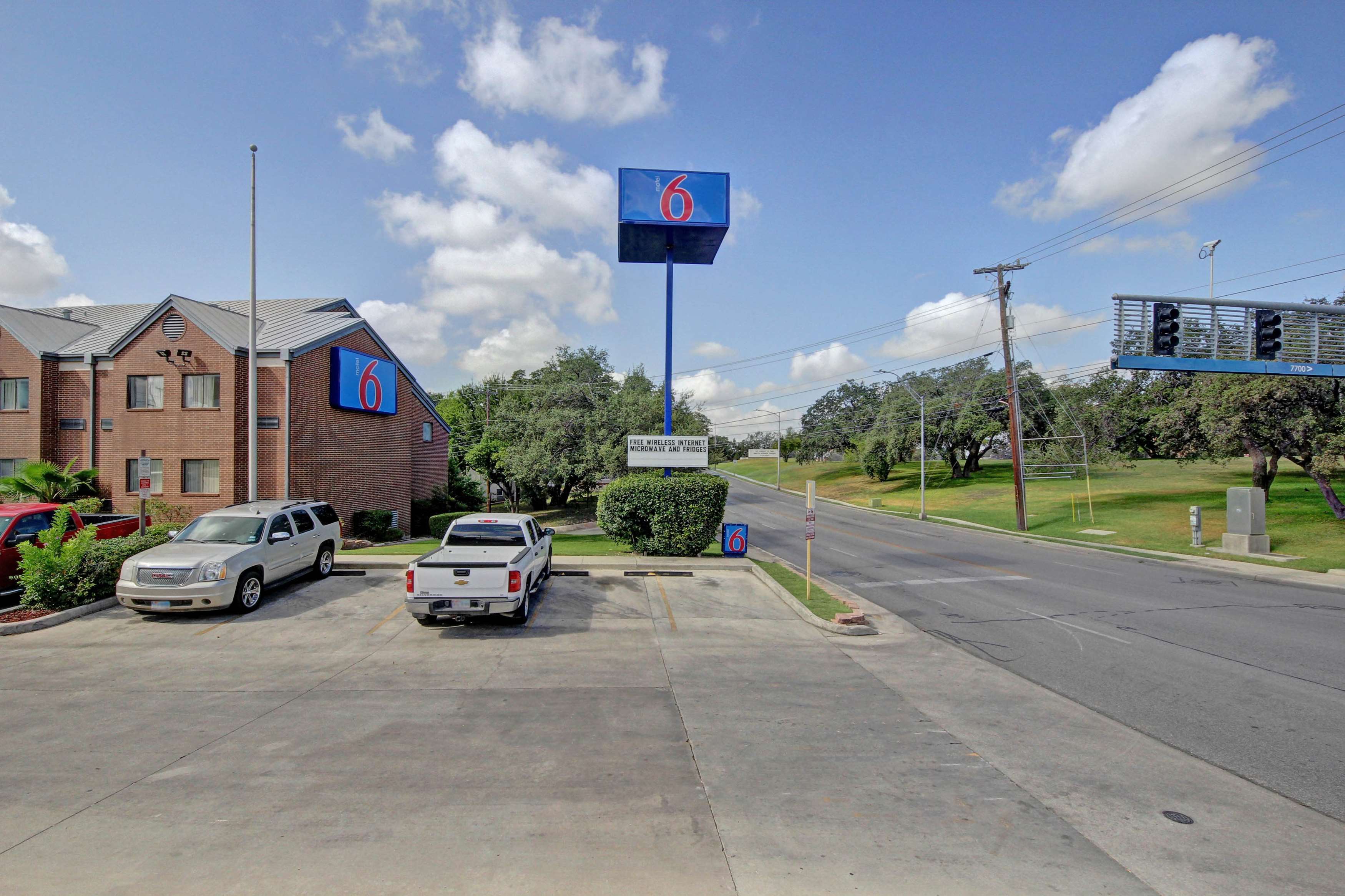 Motel 6 San Antonio Medical Center South