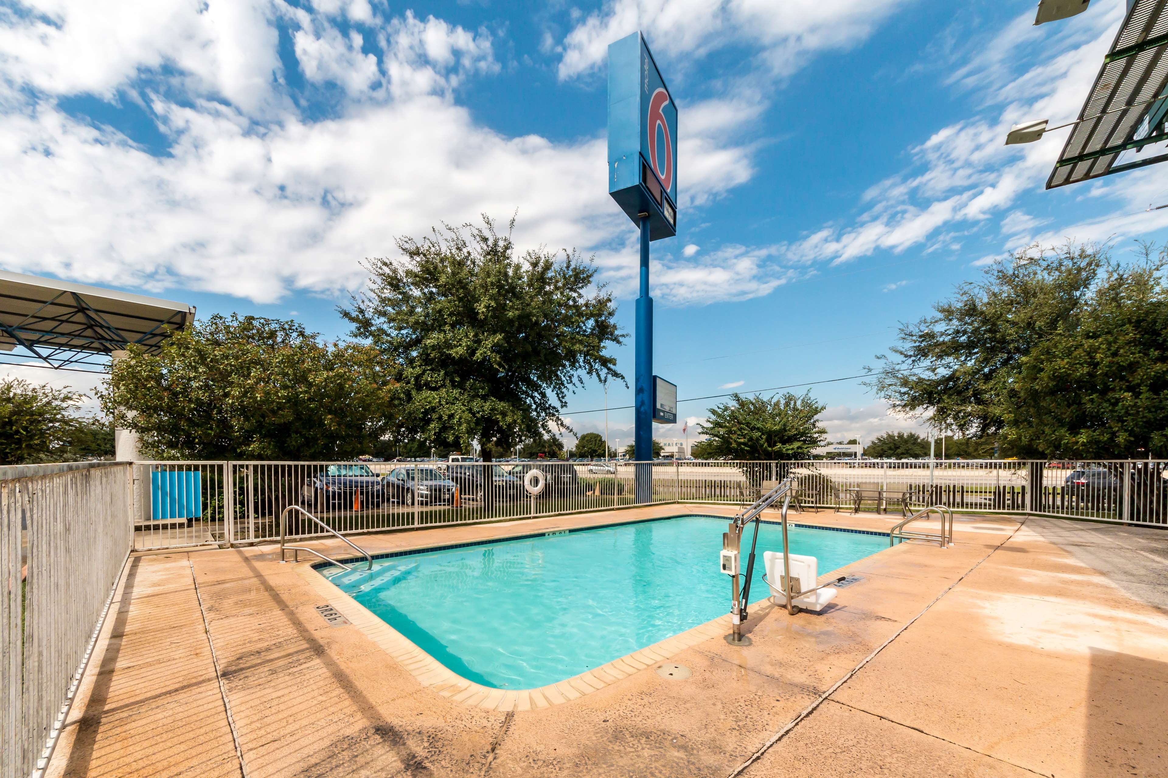 Motel 6 San Antonio South
