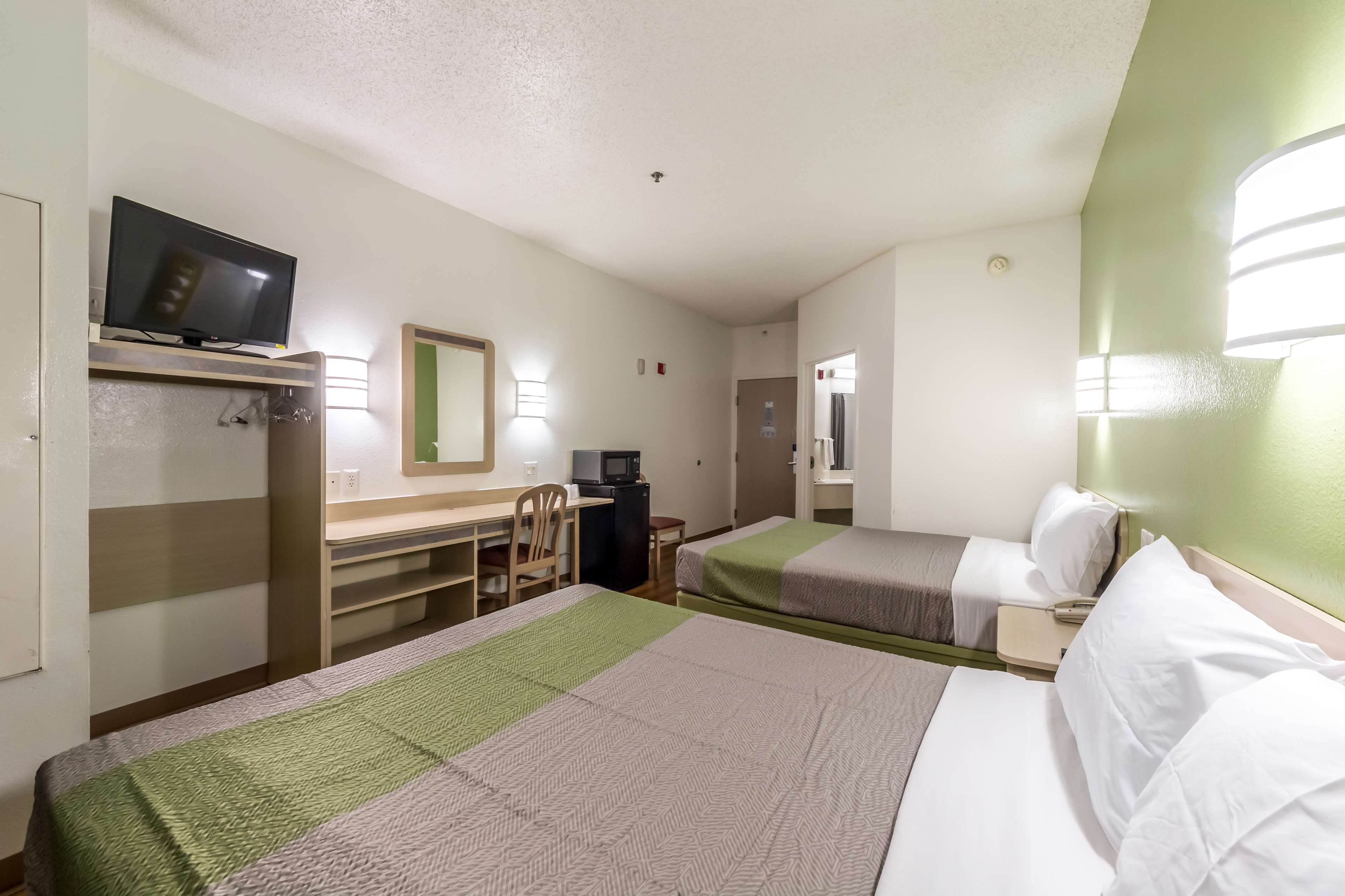 Motel 6 San Antonio South