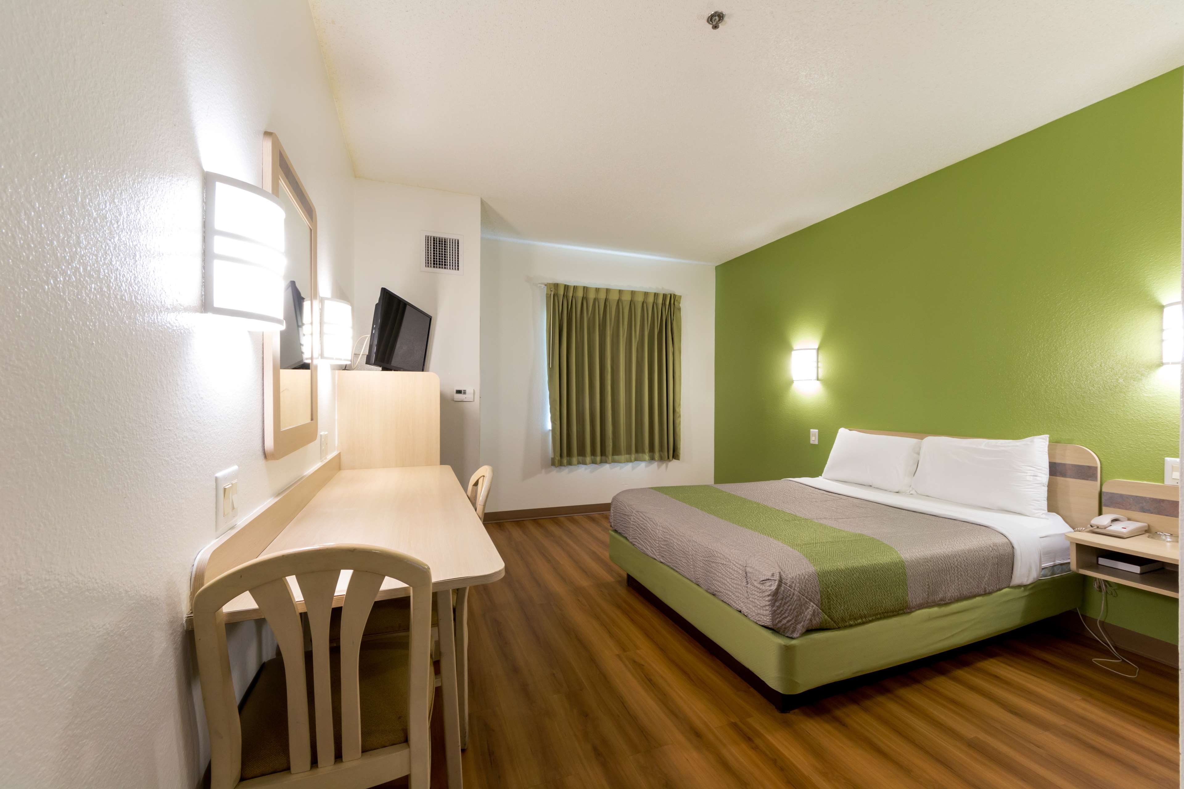 Motel 6 San Antonio South