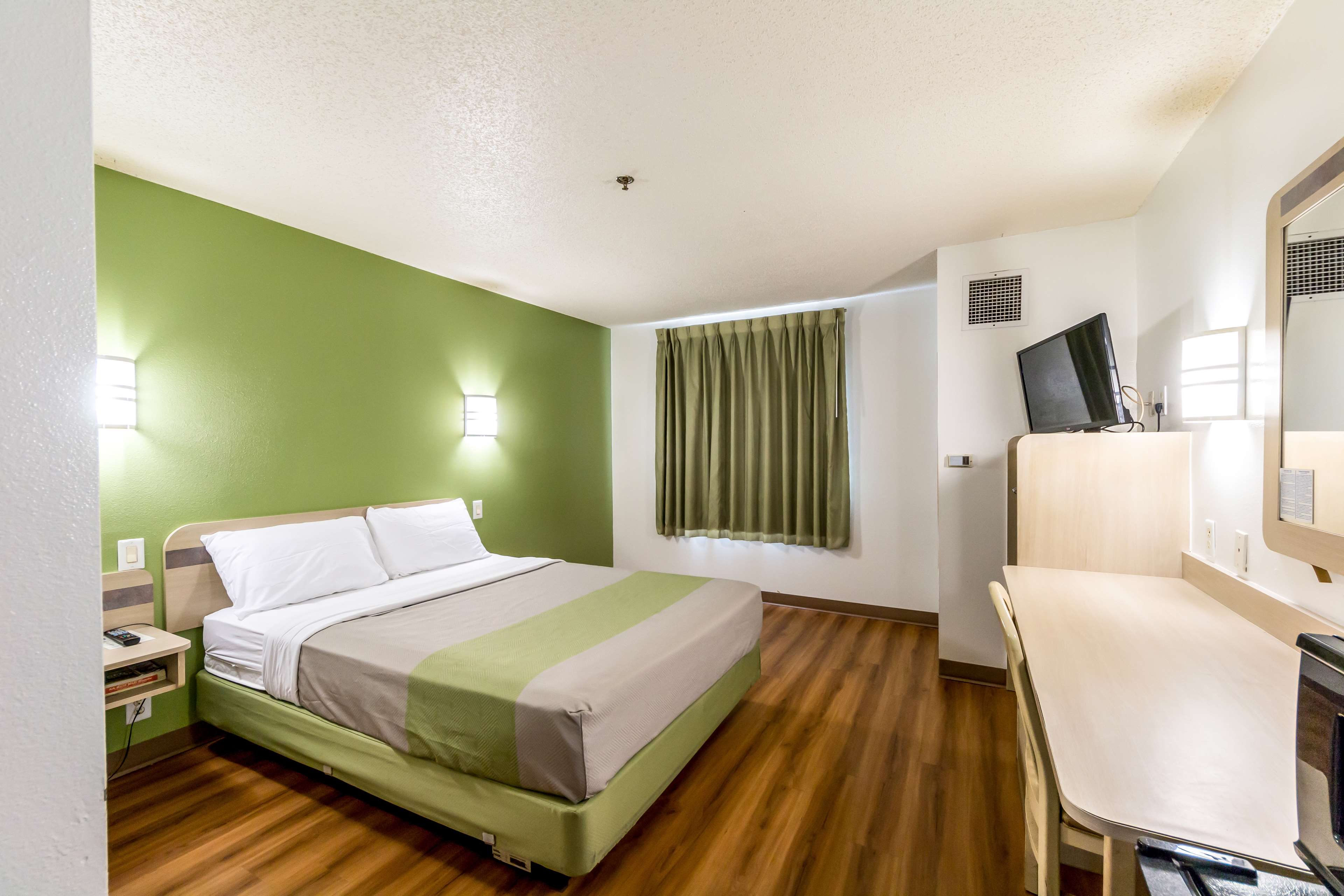 Motel 6 San Antonio South