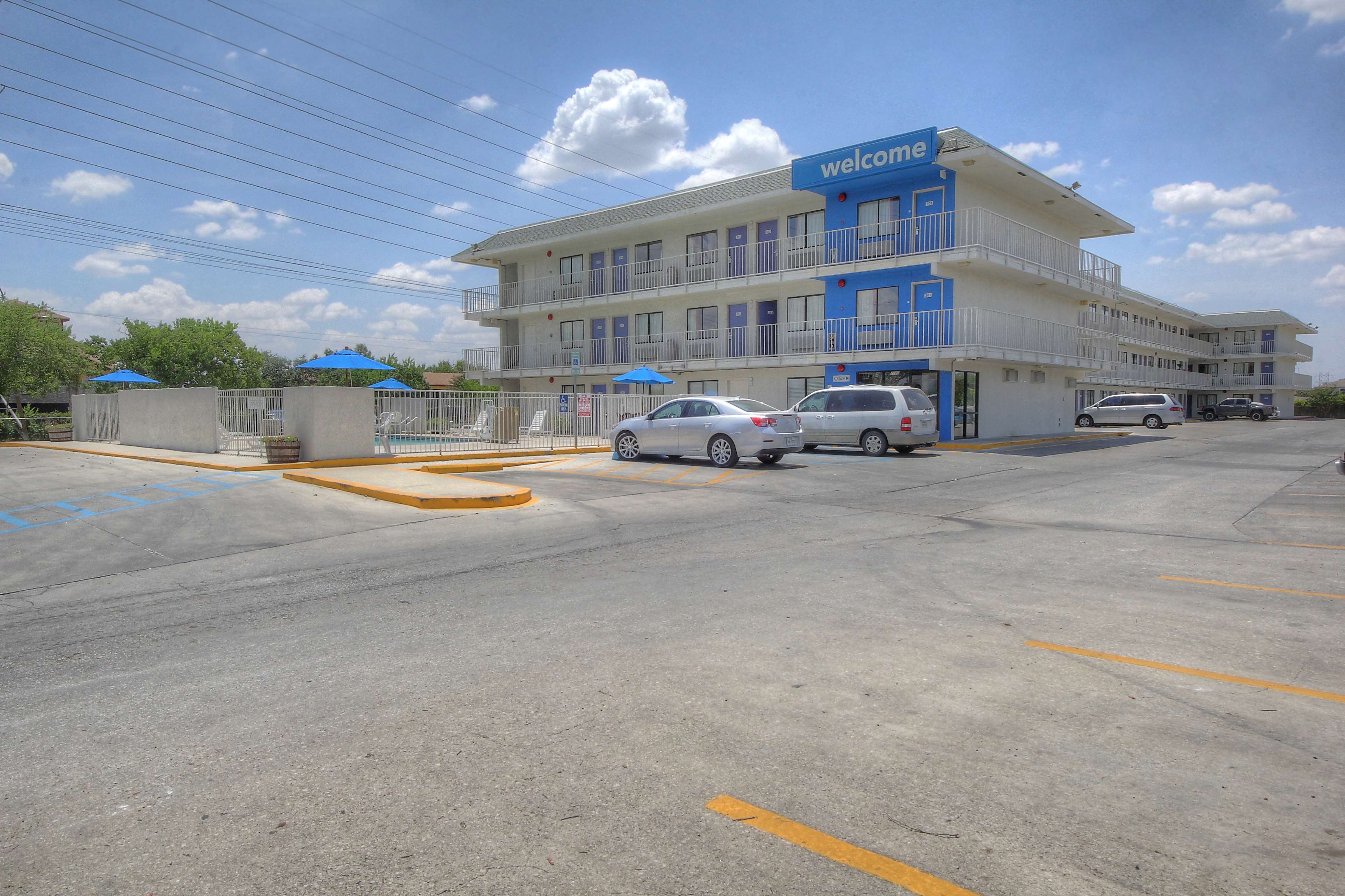 Motel 6 San Antonio West - Seaworld