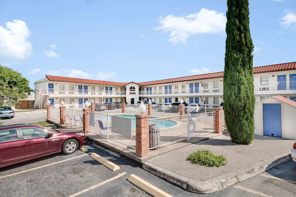 Americas Best Value Inn San Antonio