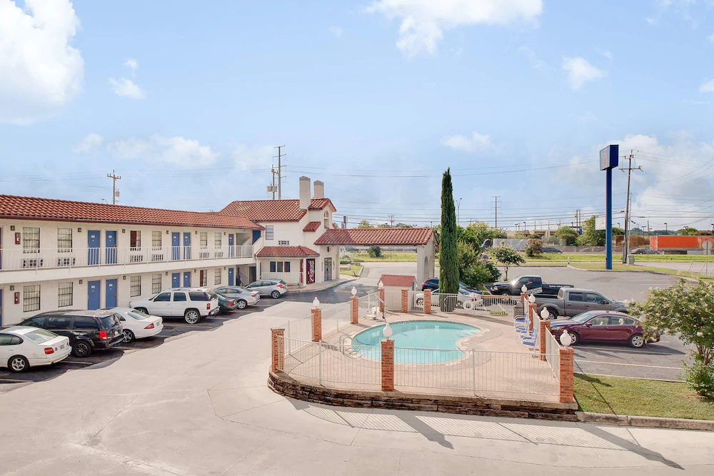 Americas Best Value Inn San Antonio
