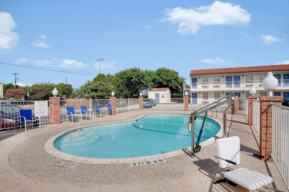 Americas Best Value Inn San Antonio