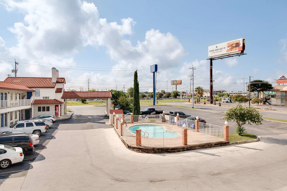 Americas Best Value Inn San Antonio