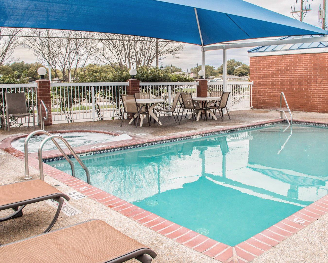 Quality Suites