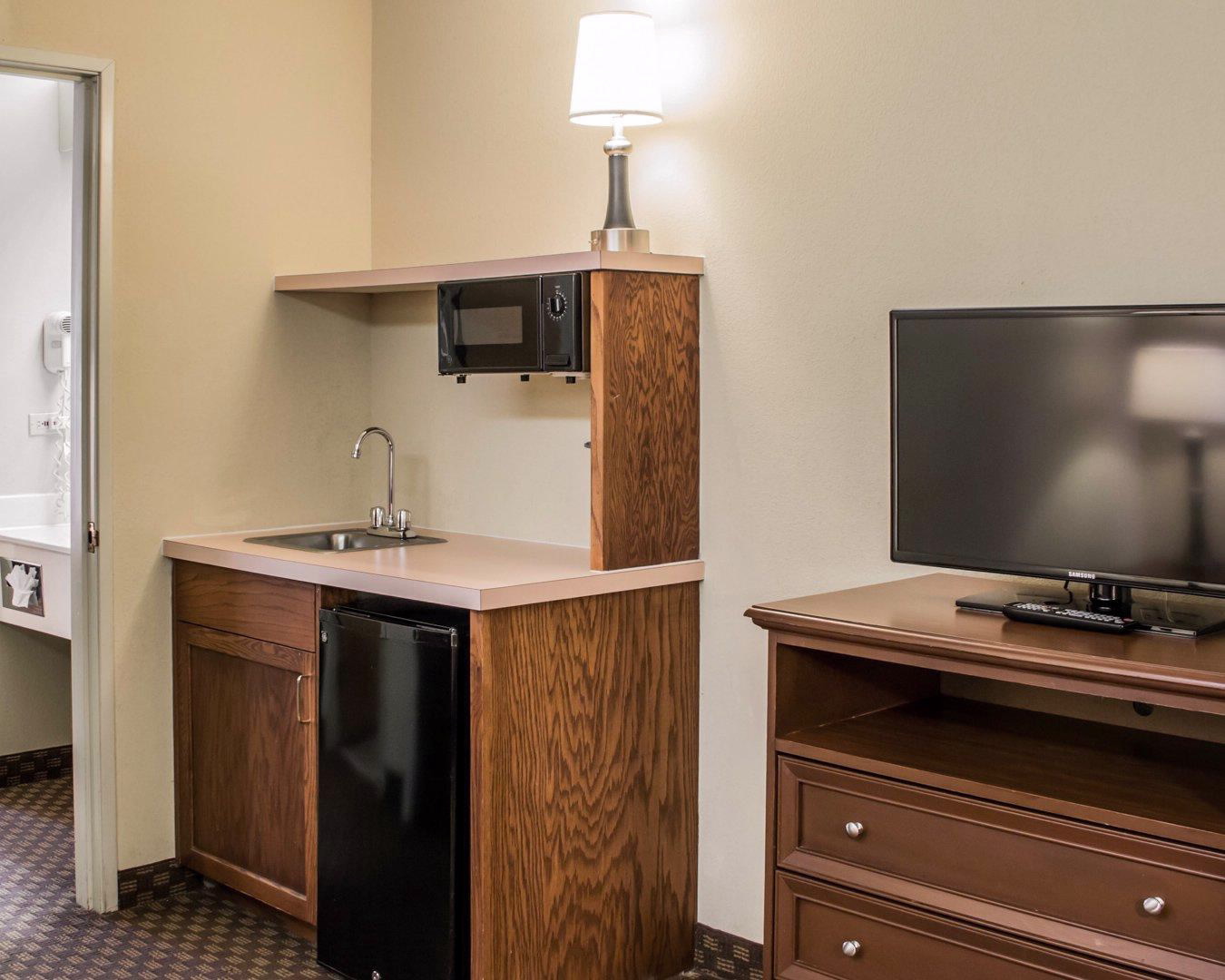 Quality Suites