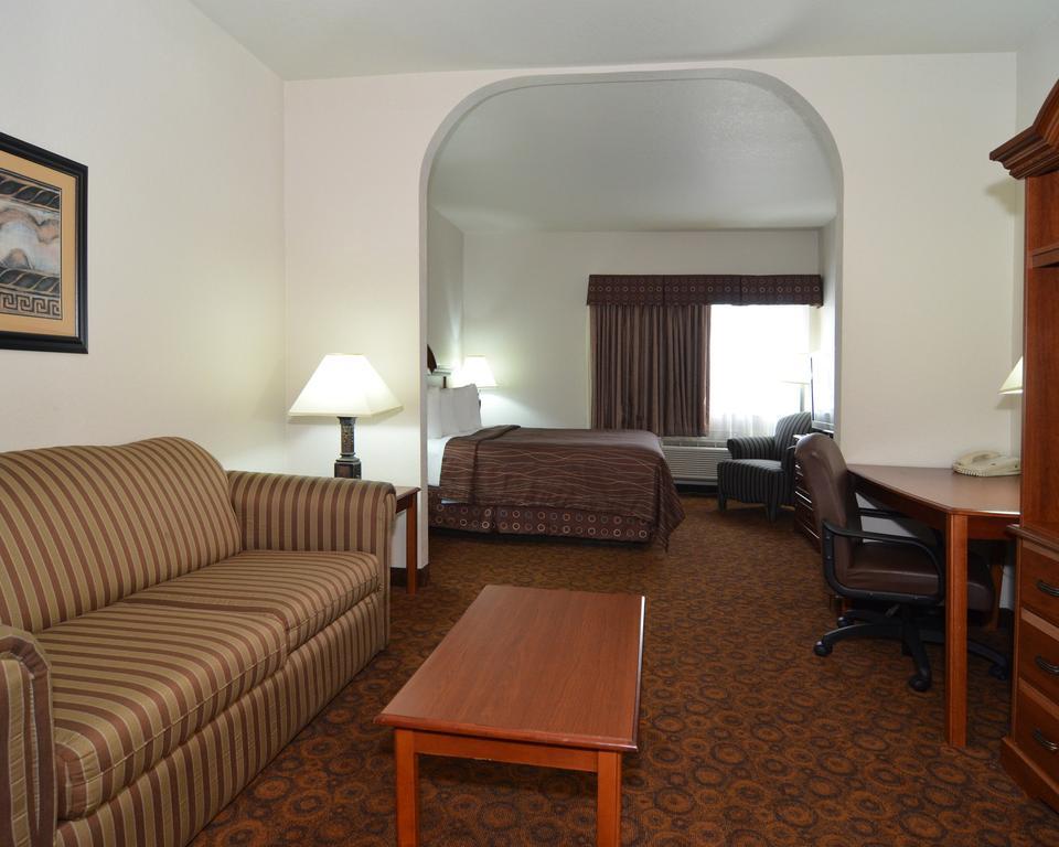 Quality Suites San Antonio