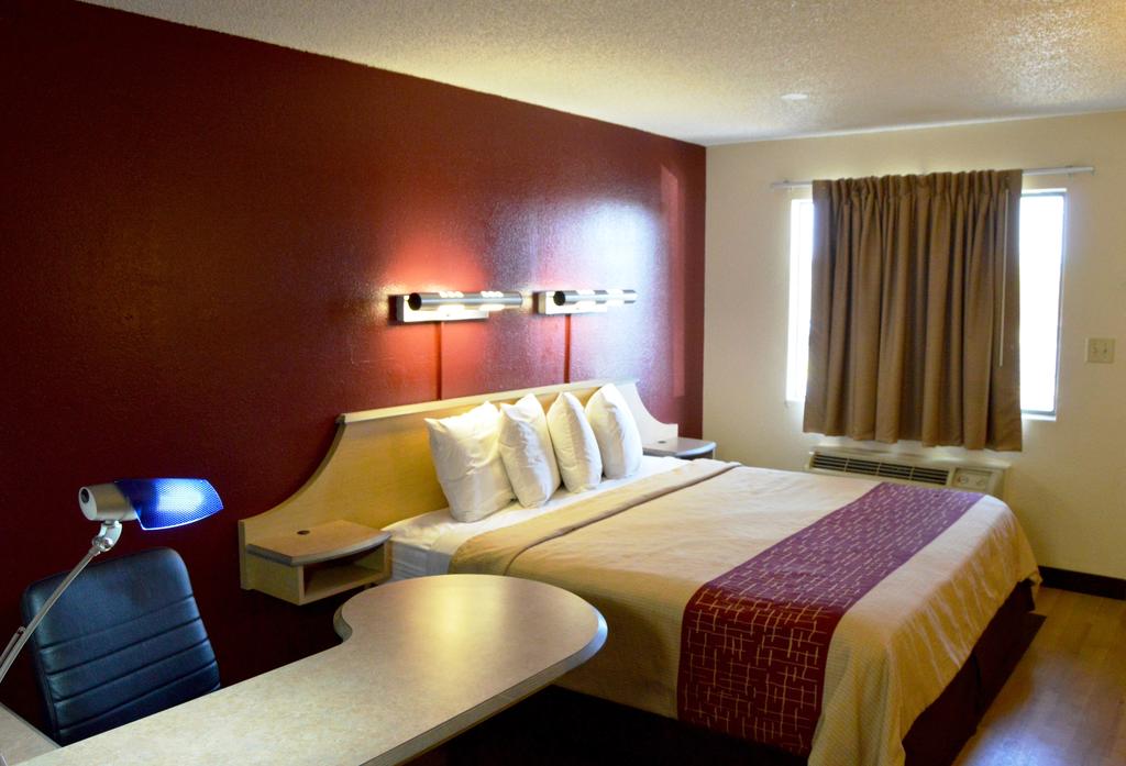 Travelodge by Wyndham San Antonio Lackland AFB North