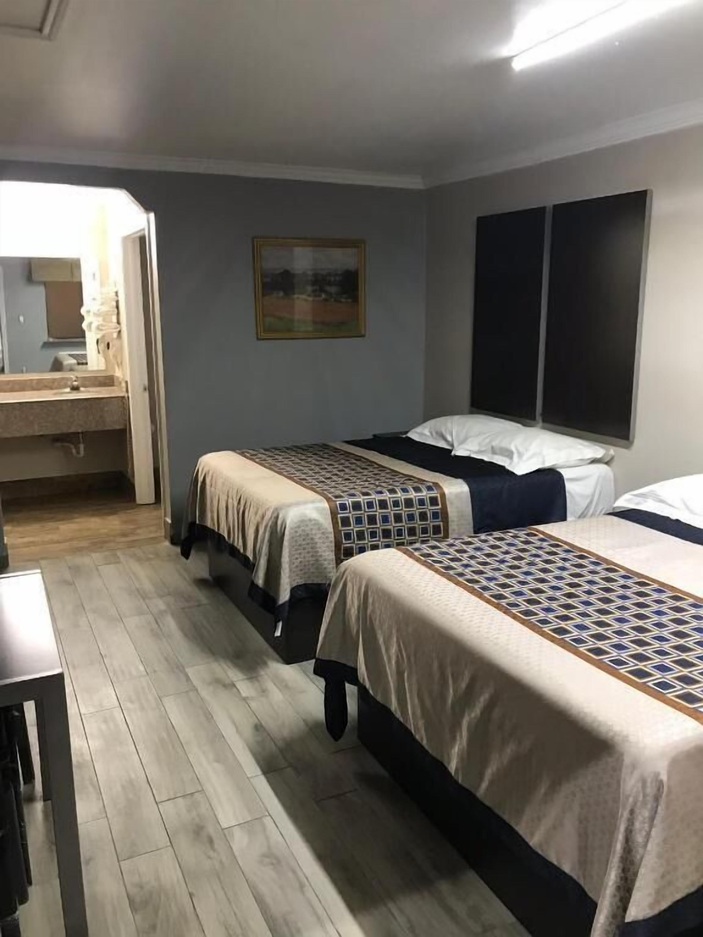 Southtown S.A. Inn