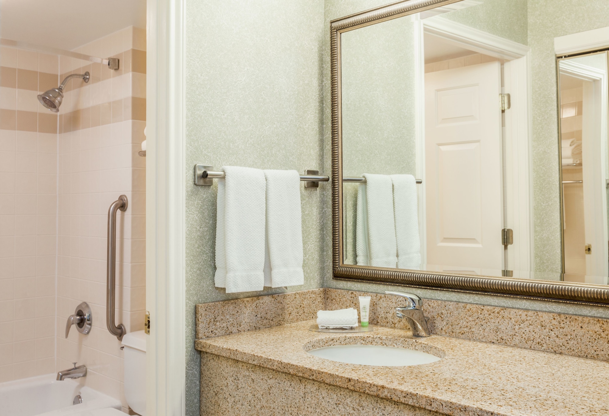 Staybridge Suites San Antonio-Airport