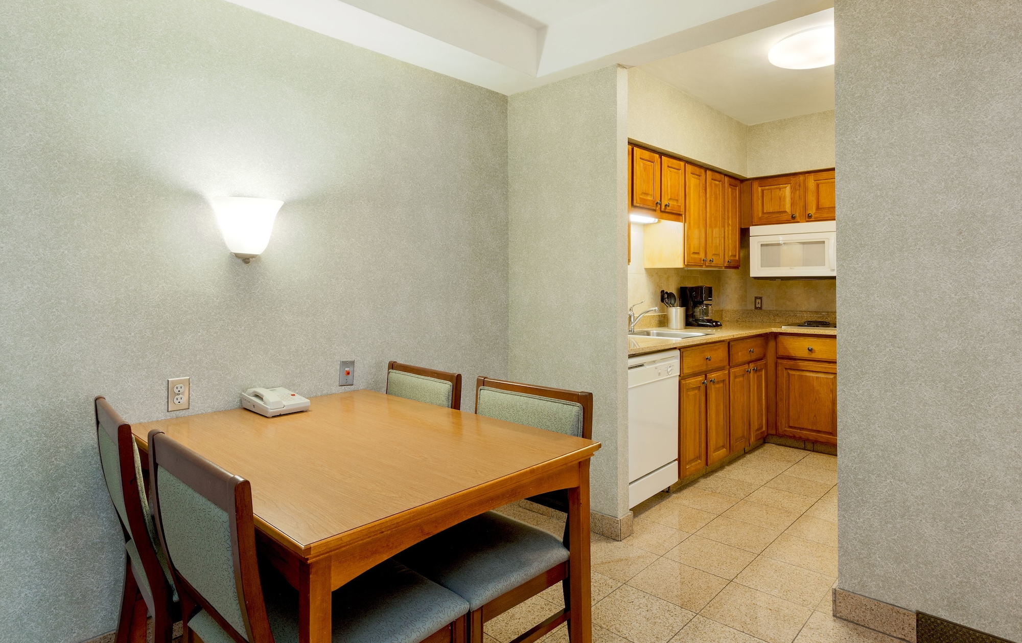 Staybridge Suites San Antonio-Airport